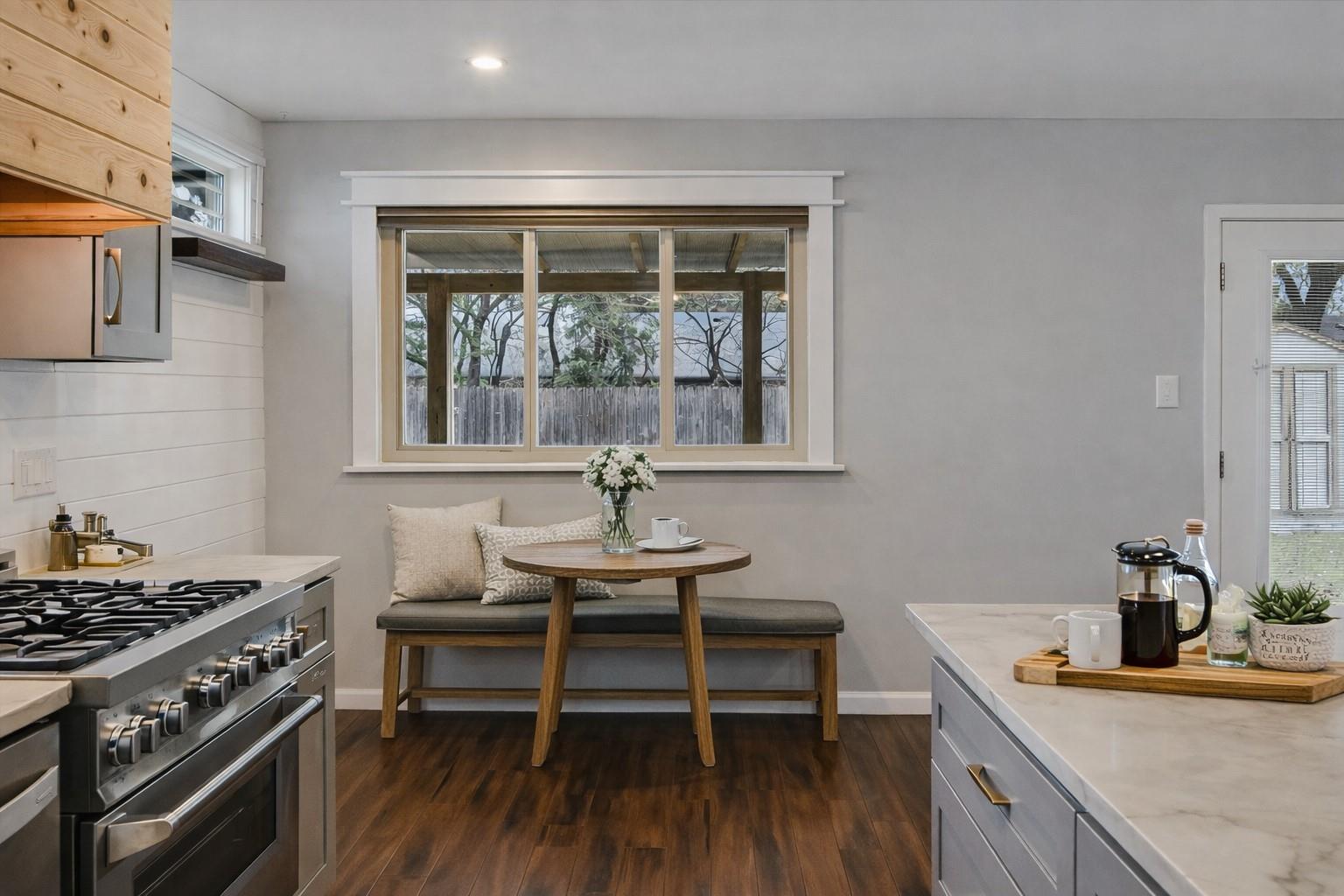 6109 Merriwood Dr, Austin, TX 78745