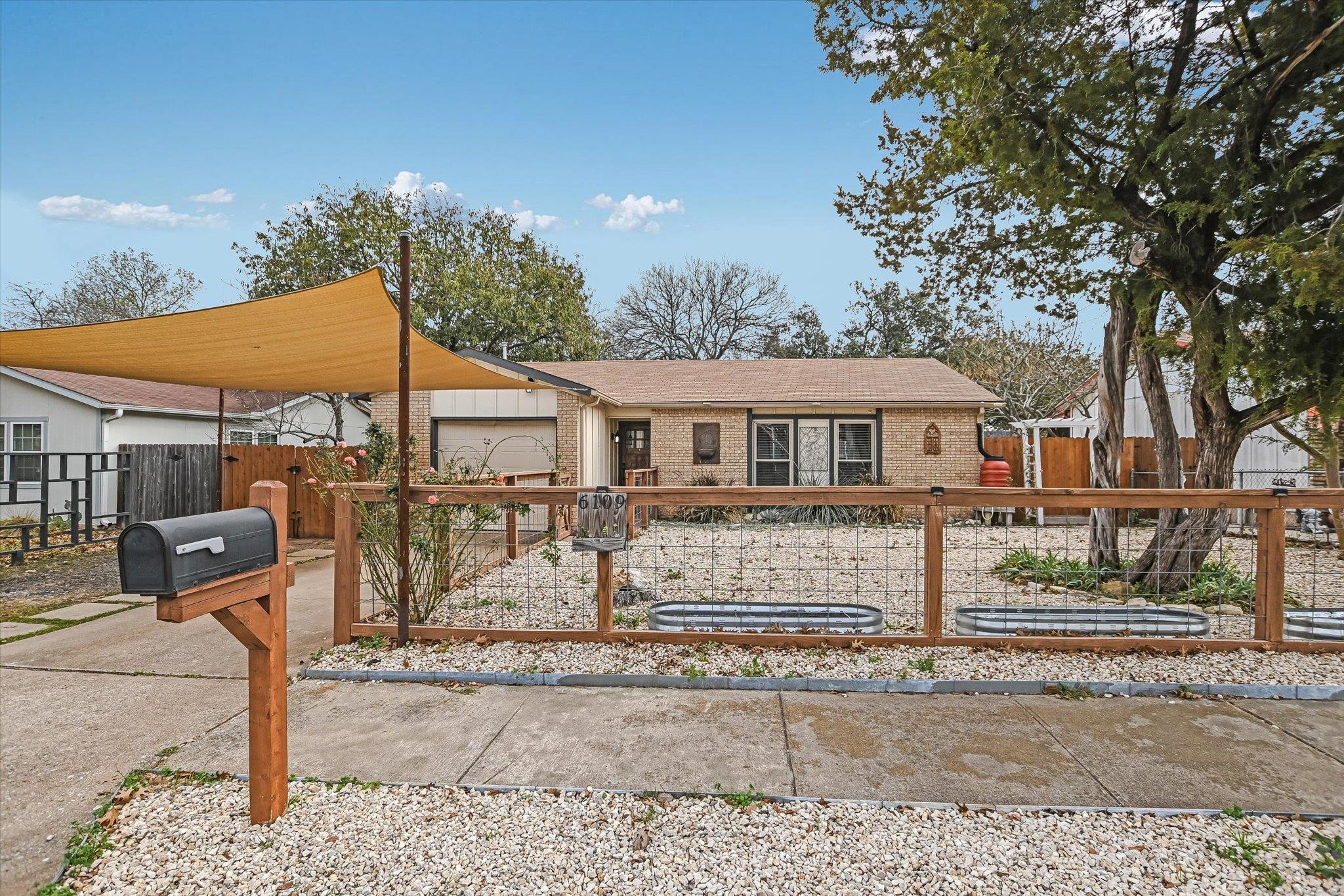 6109 Merriwood Dr, Austin, TX 78745