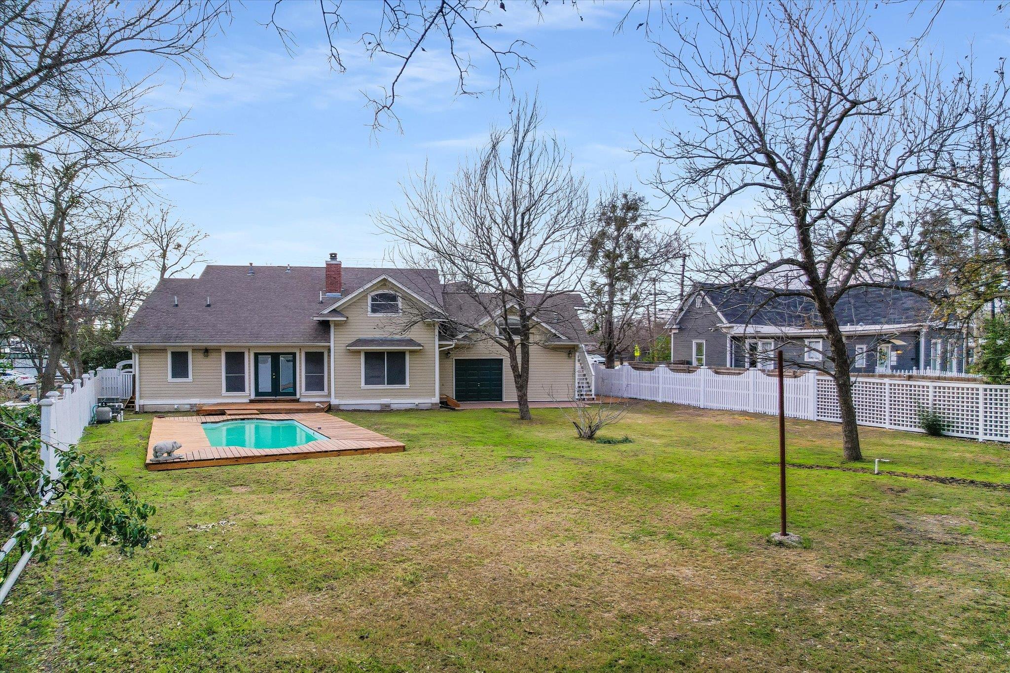 206 N Fm 1660, Hutto, TX 78634