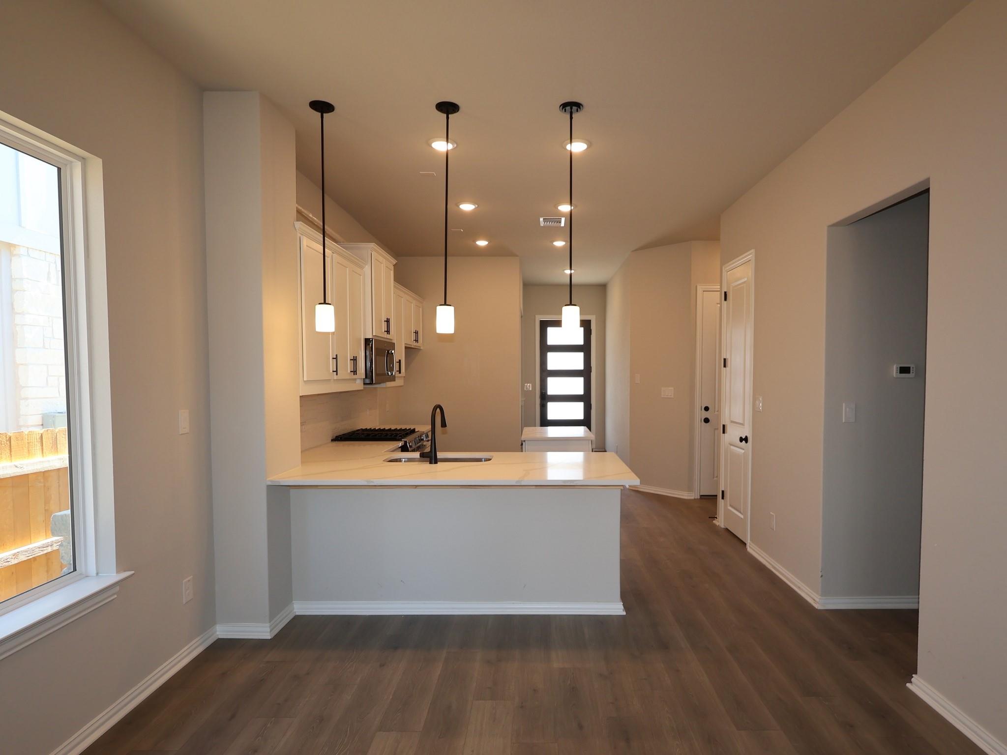 194 Grayson Elm Pass, Dripping Springs, TX 78620