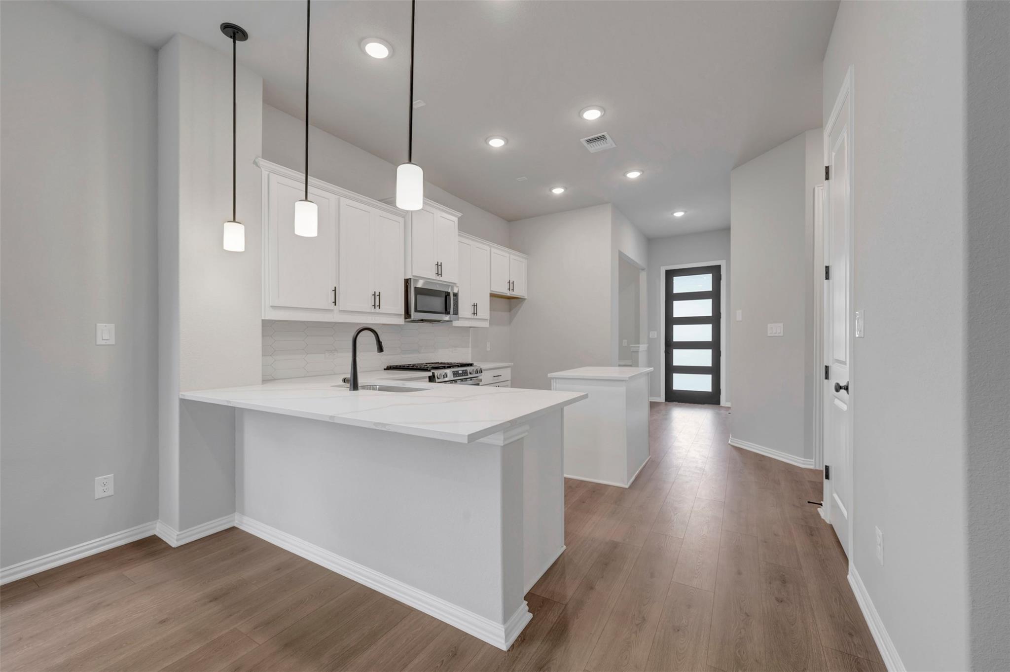 194 Grayson Elm Pass, Dripping Springs, TX 78620