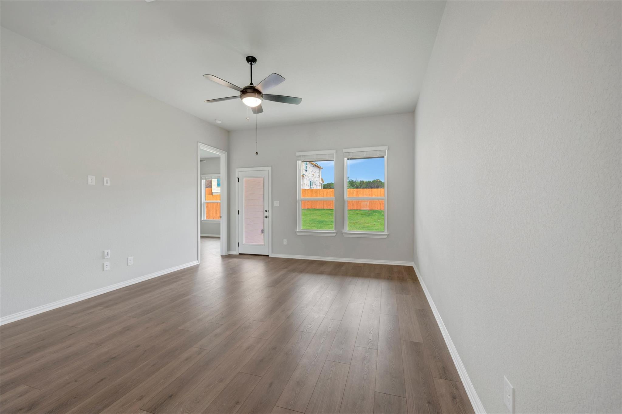 194 Grayson Elm Pass, Dripping Springs, TX 78620