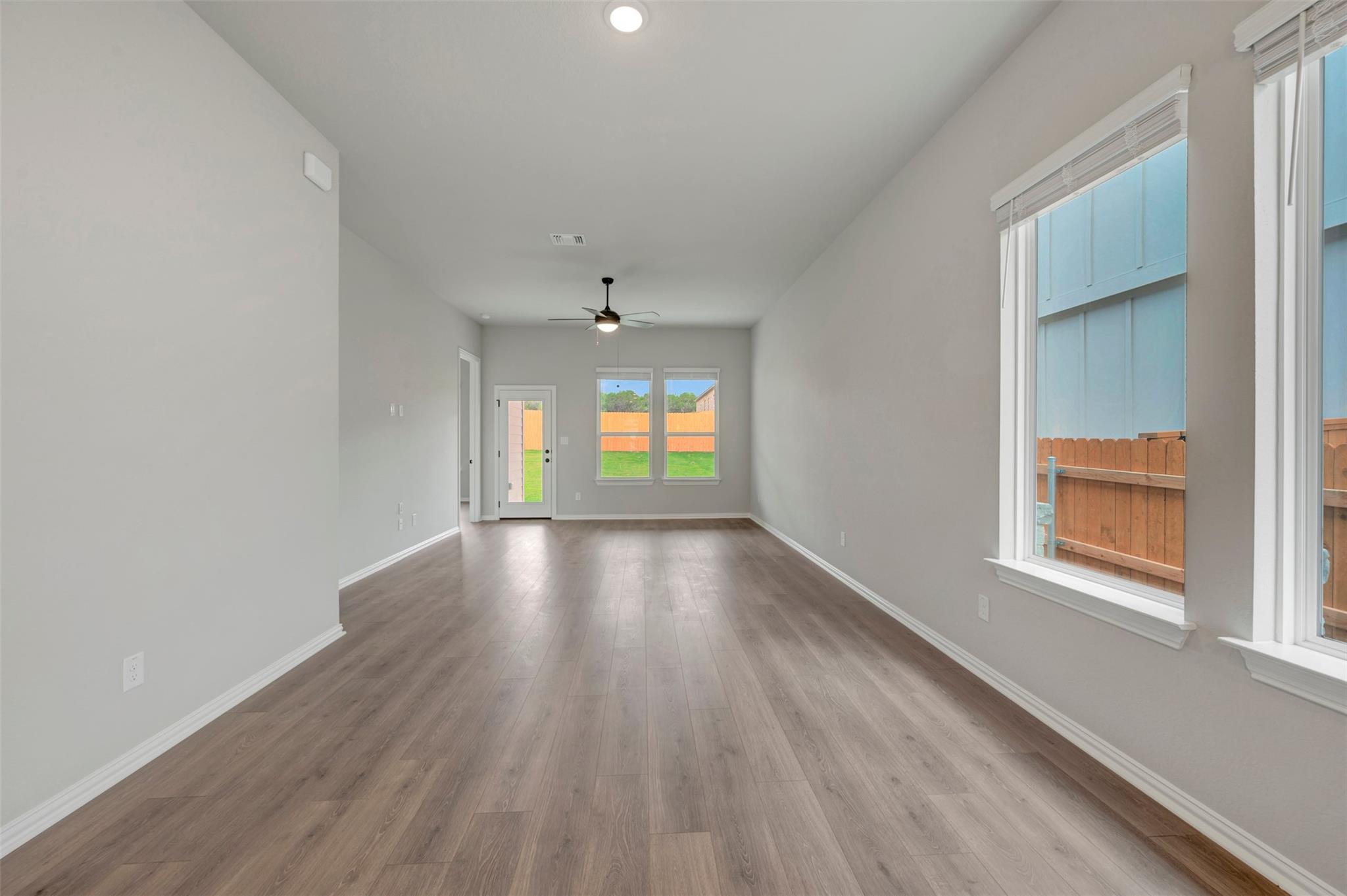 194 Grayson Elm Pass, Dripping Springs, TX 78620