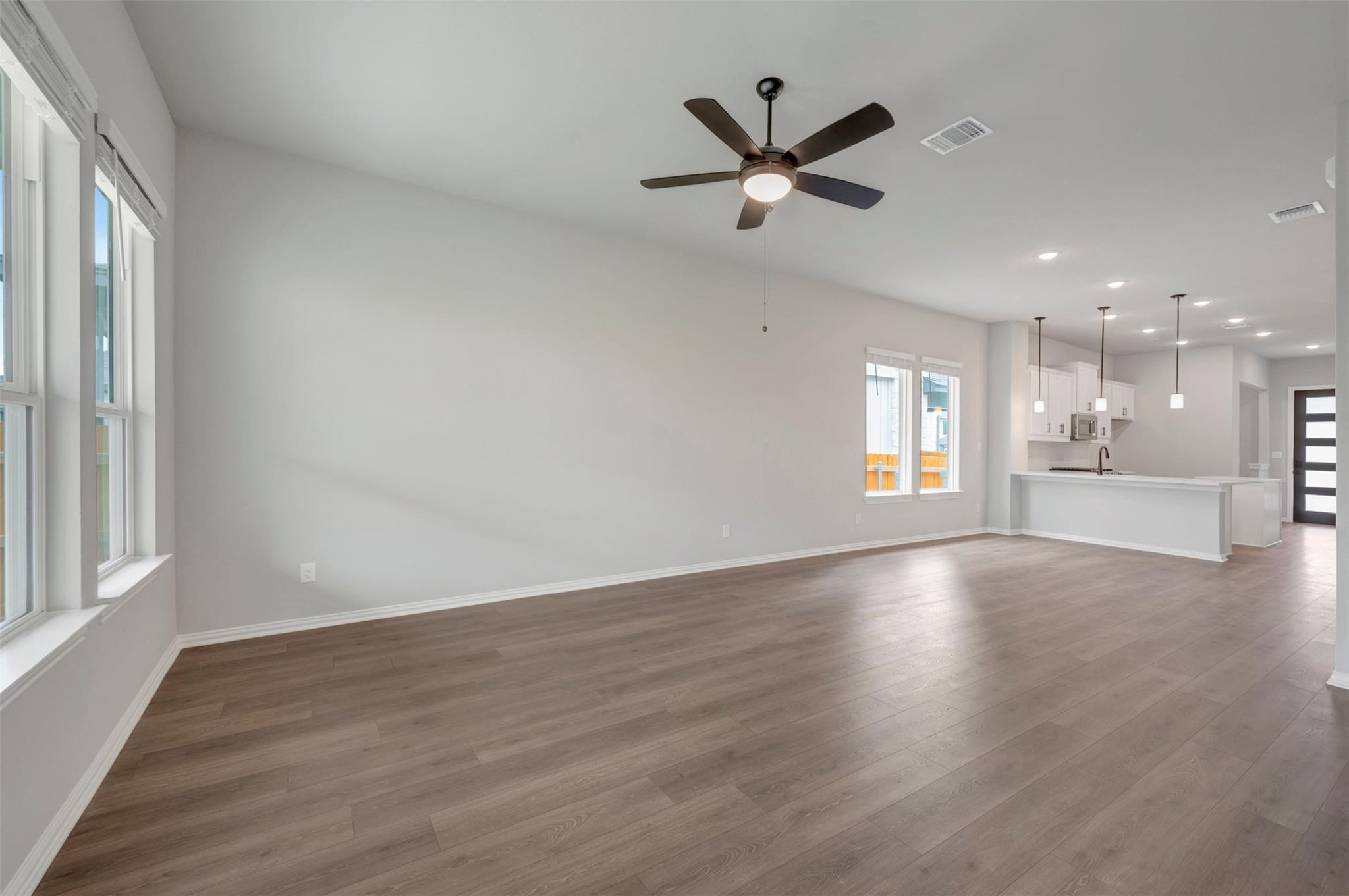 194 Grayson Elm Pass, Dripping Springs, TX 78620