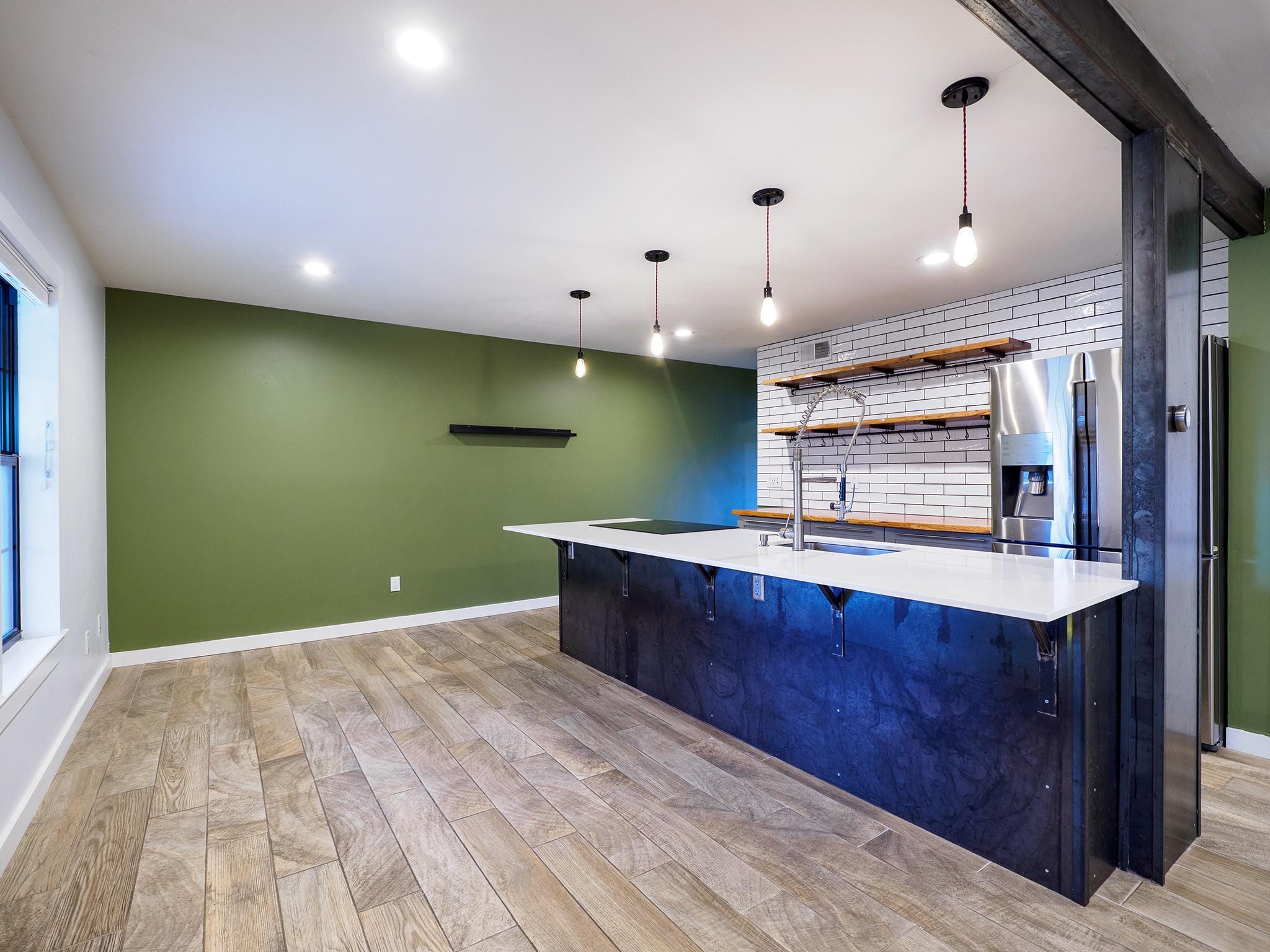 2302 E Side Dr # 28, Austin, TX 78704