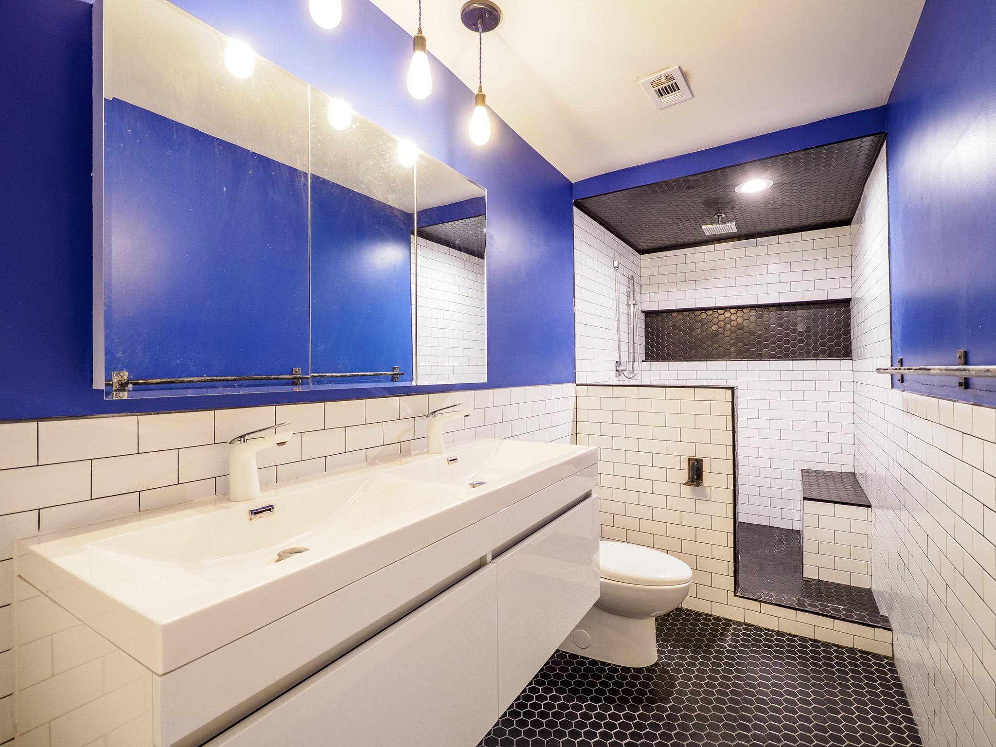 2302 East Side Dr # 28, Austin, TX 78704