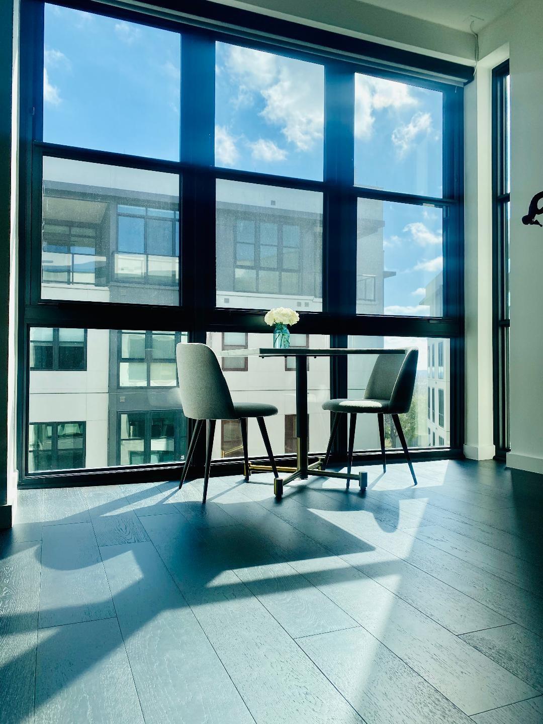 800 Embassy Dr # 523, Austin, TX 78702