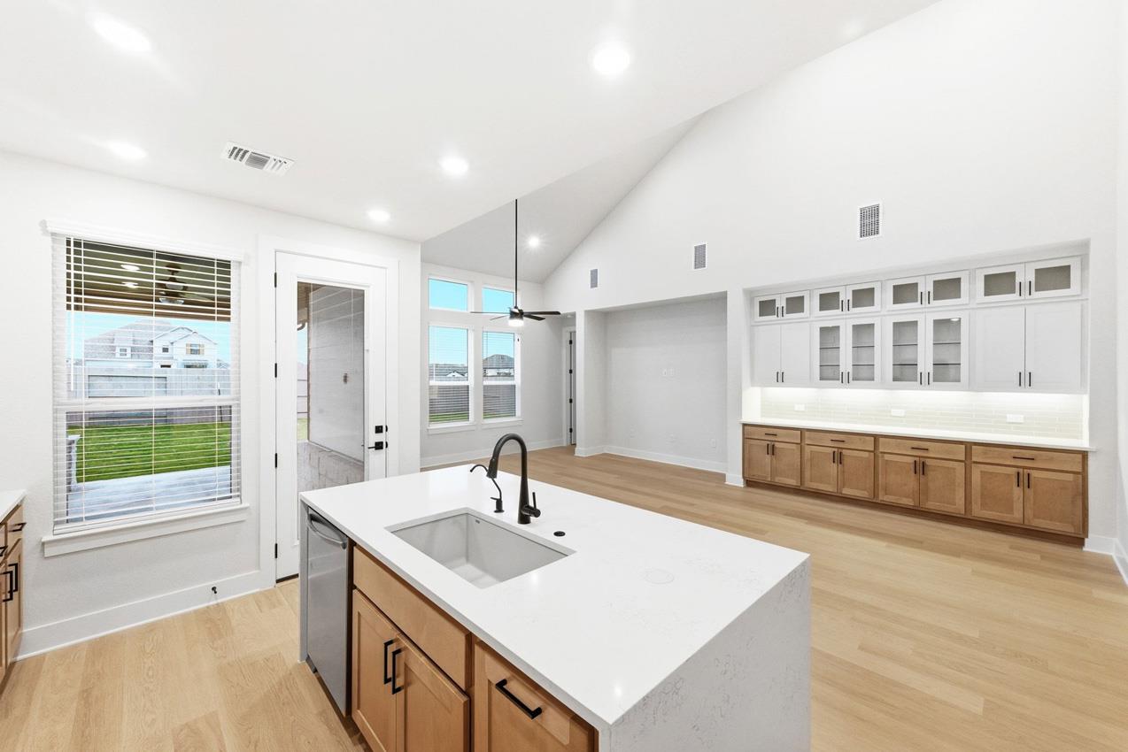 8700 Peristyle Dr, Austin, TX 78744