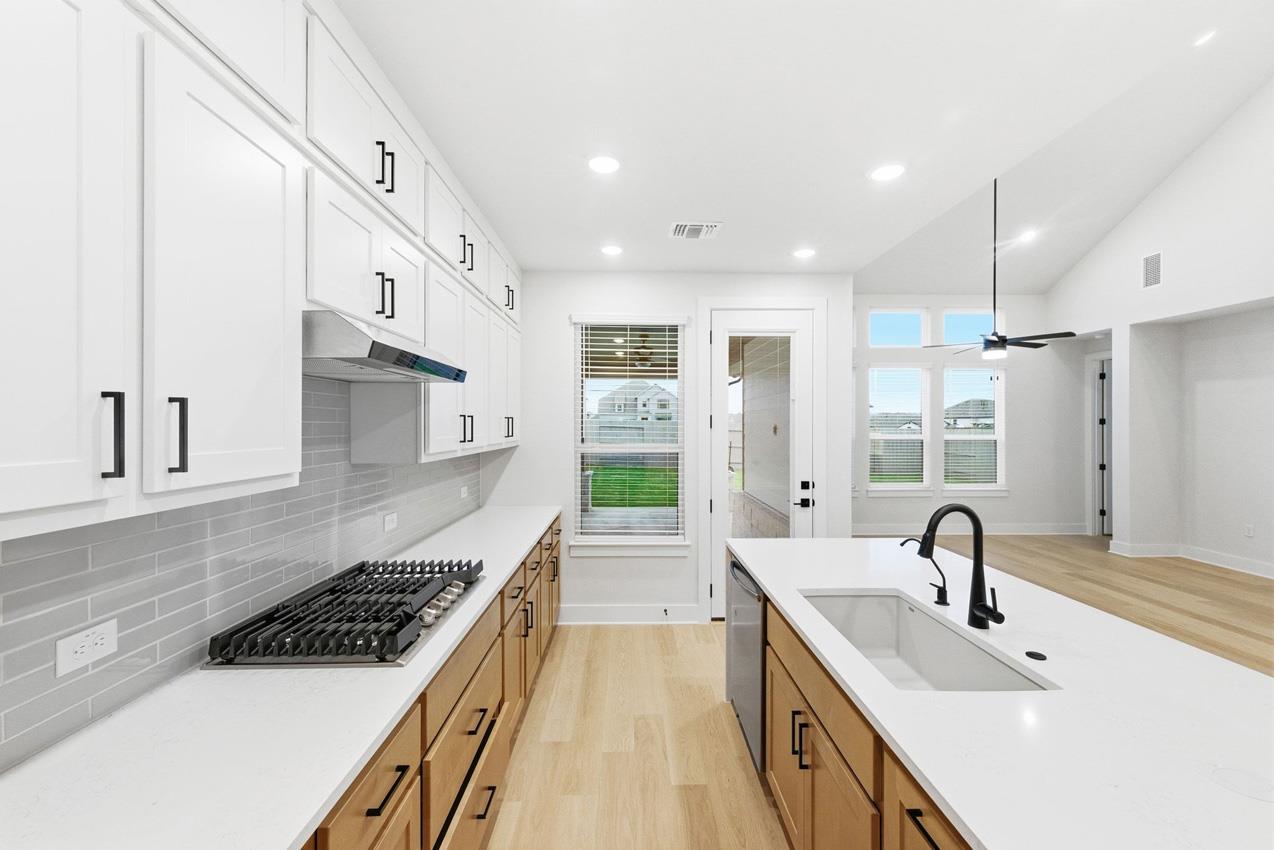 8700 Peristyle Dr, Austin, TX 78744