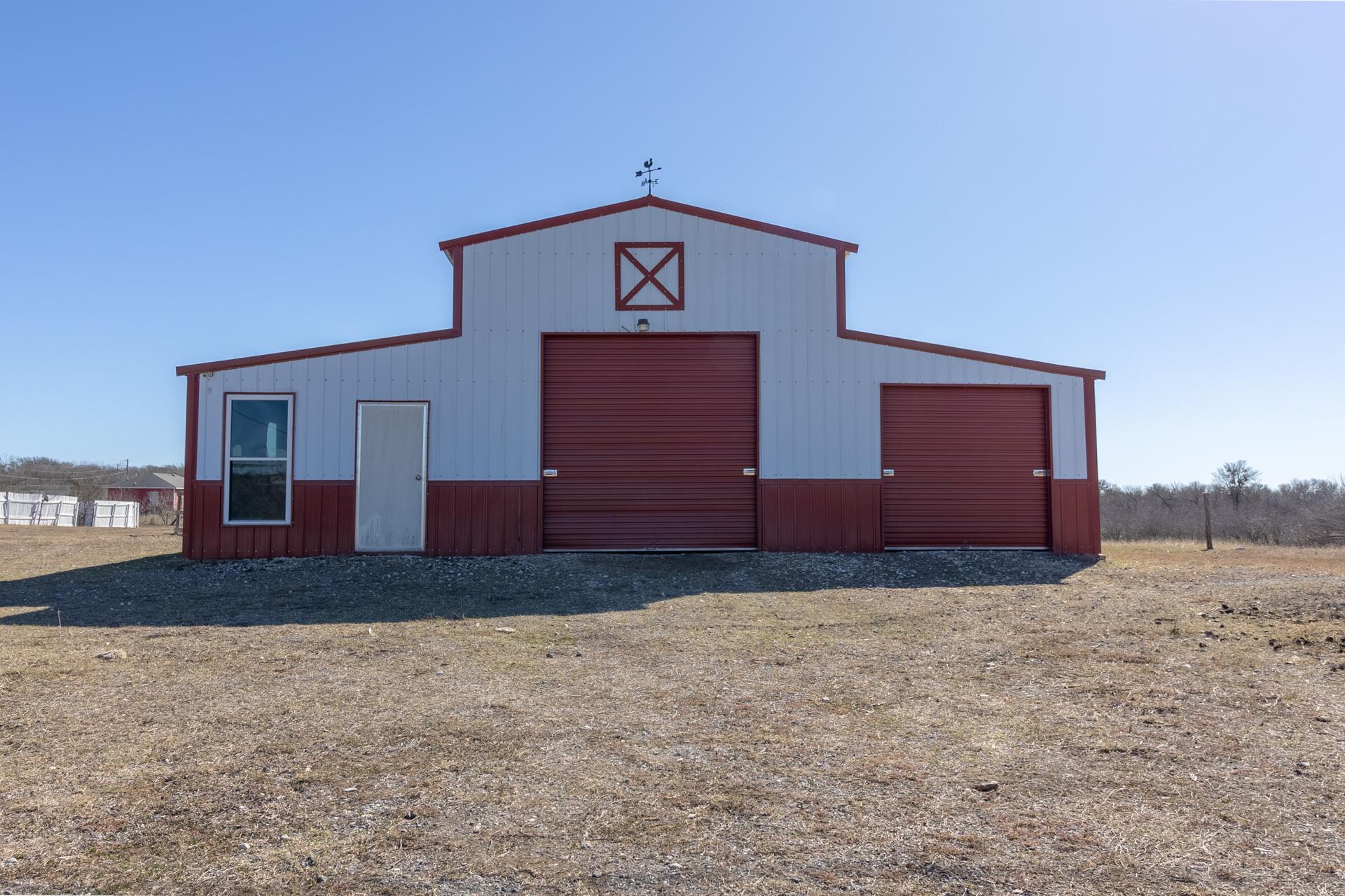 546 Texas Oak Dr, Cedar Creek, TX 78612