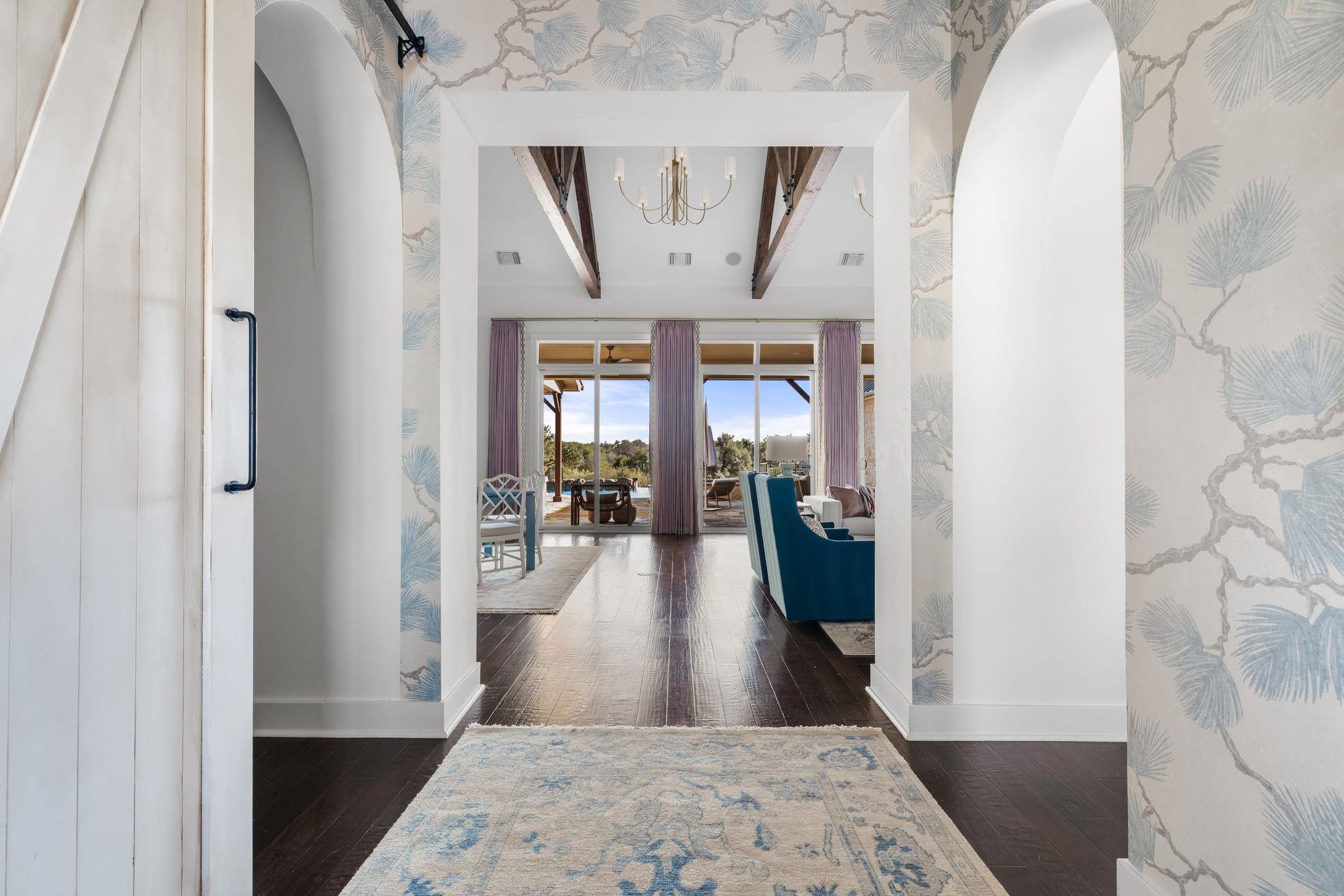 7825 Lynchburg Dr, Austin, TX 78738