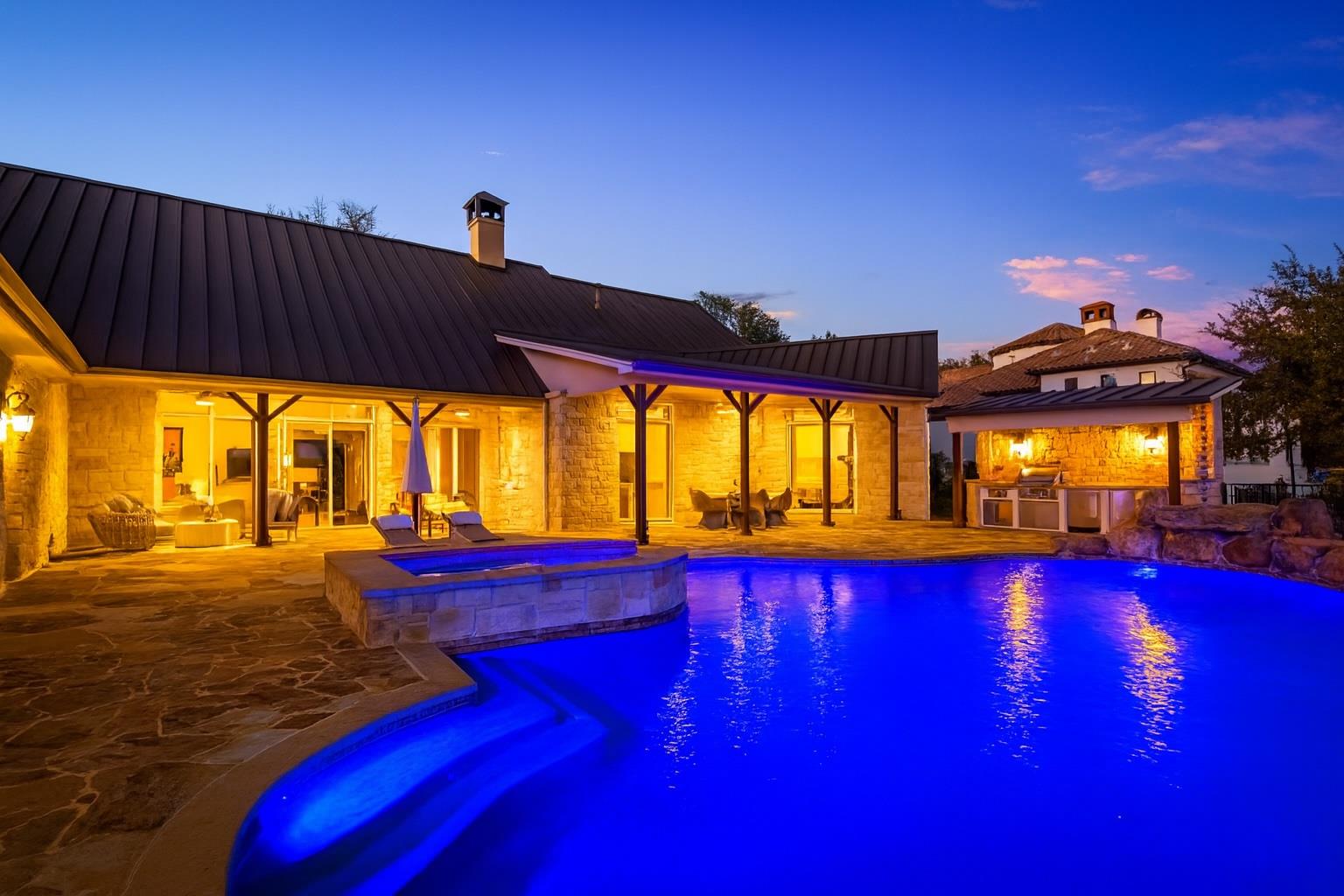 7825 Lynchburg Dr, Austin, TX 78738