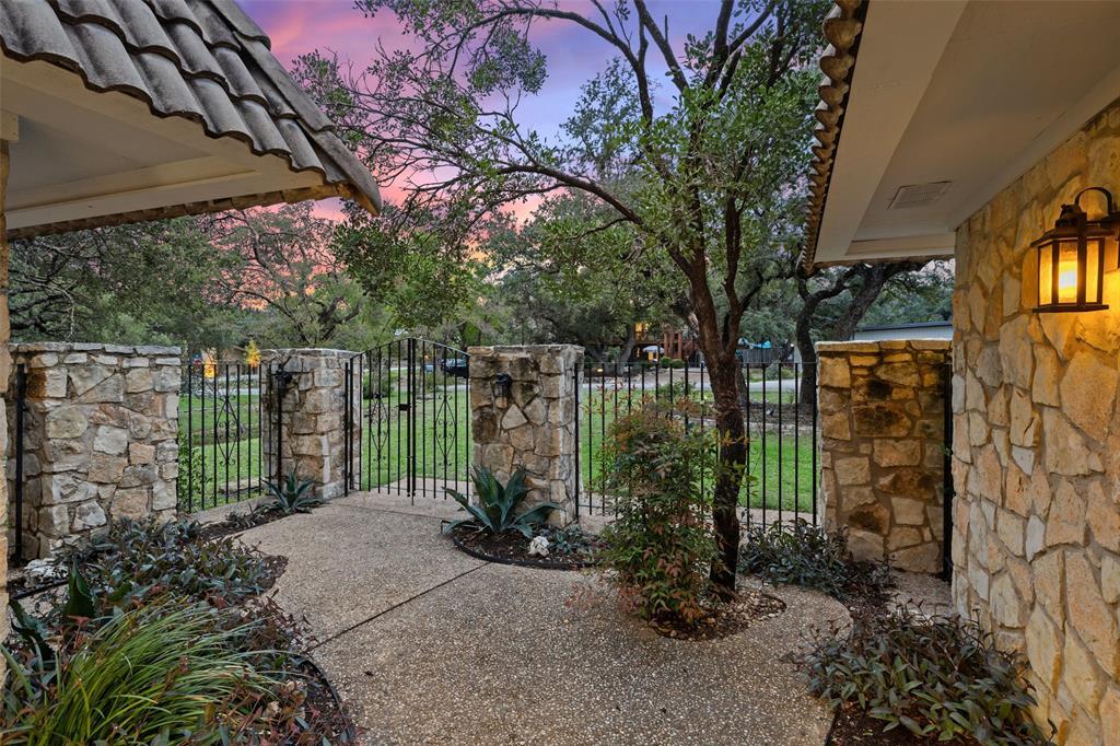 113 Comet, Lakeway, TX 78734