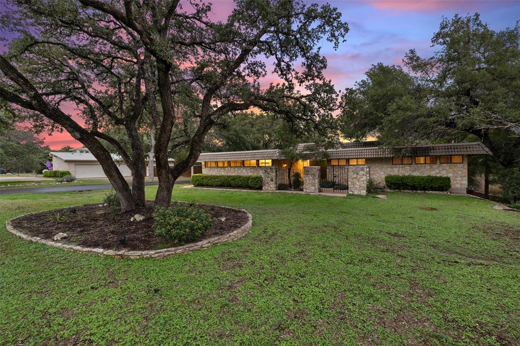 113 Comet, Lakeway, TX 78734
