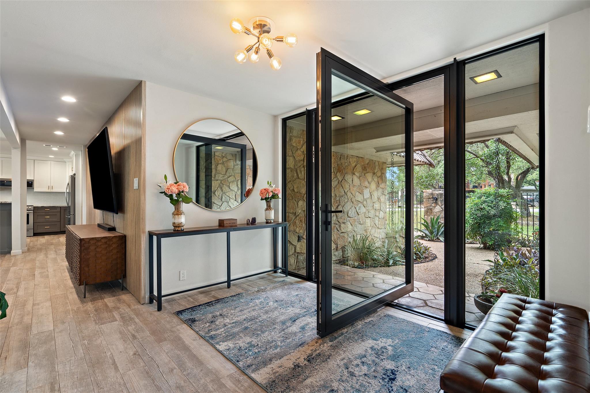 113 Comet, Lakeway, TX 78734