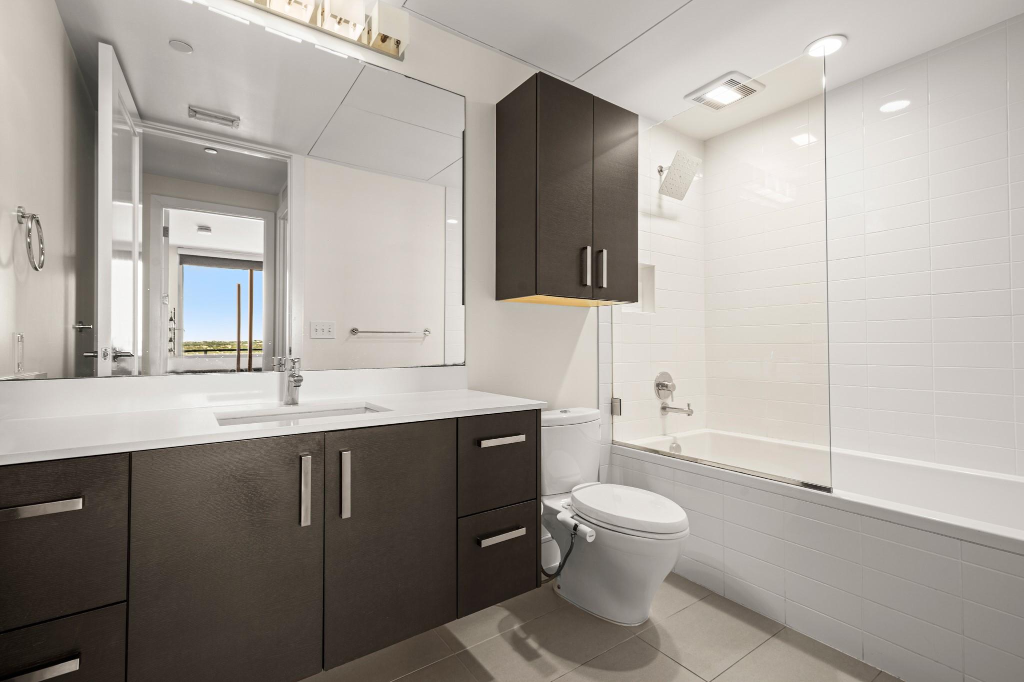 222 West Ave # 2012, Austin, TX 78701