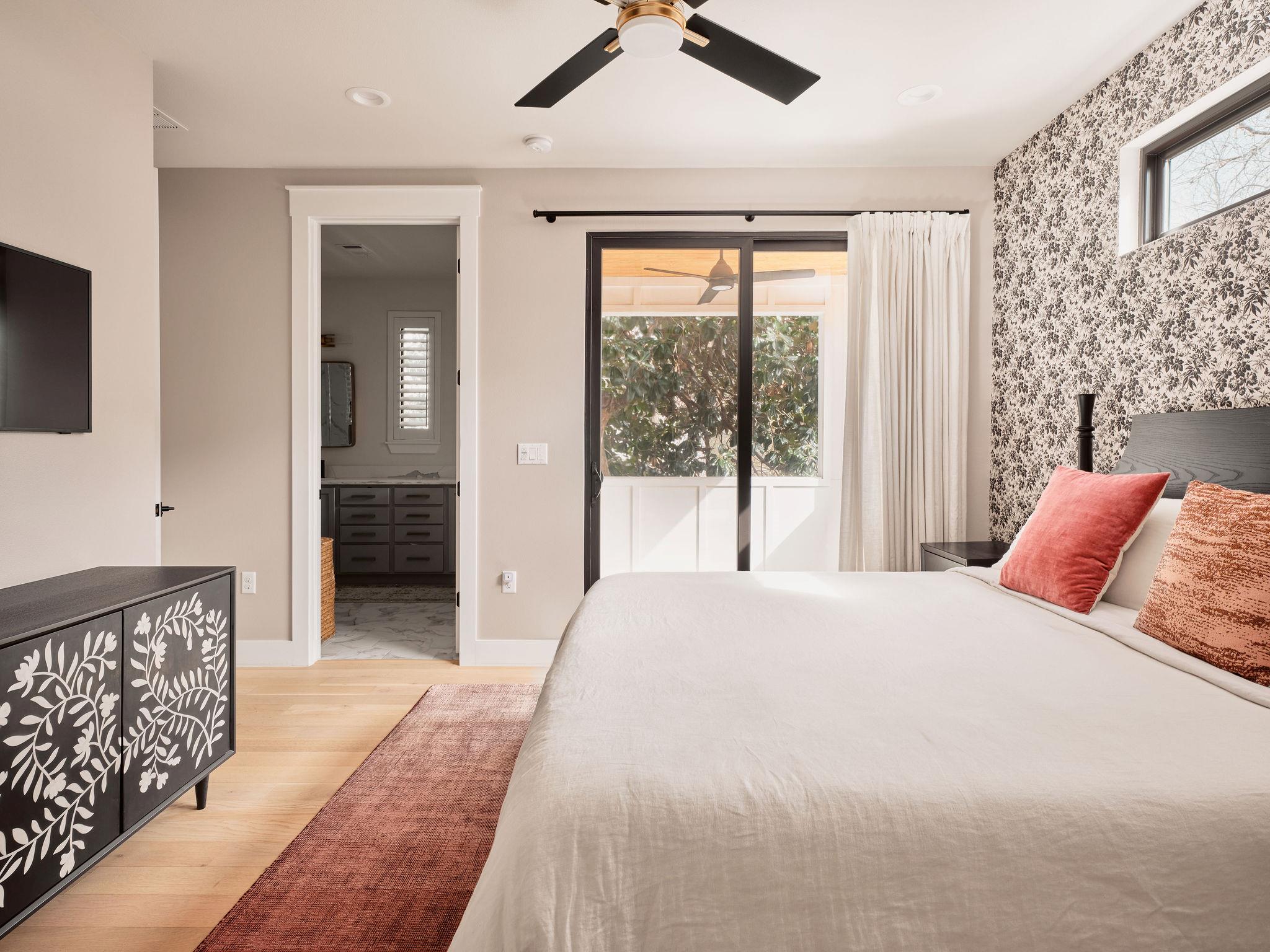 1101 1/2 Fiesta St # 1, Austin, TX 78702