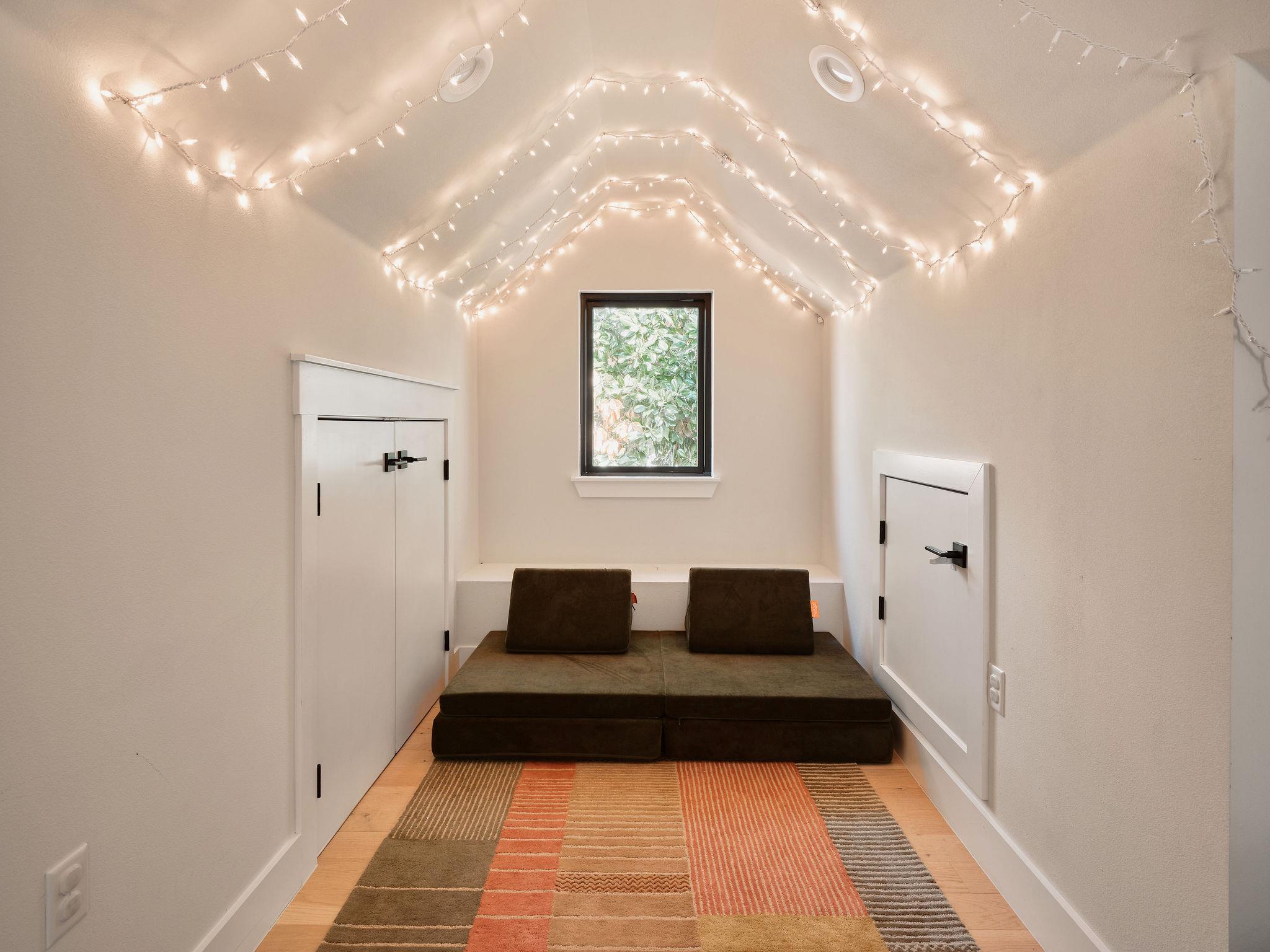 1101 1/2 Fiesta St # 1, Austin, TX 78702