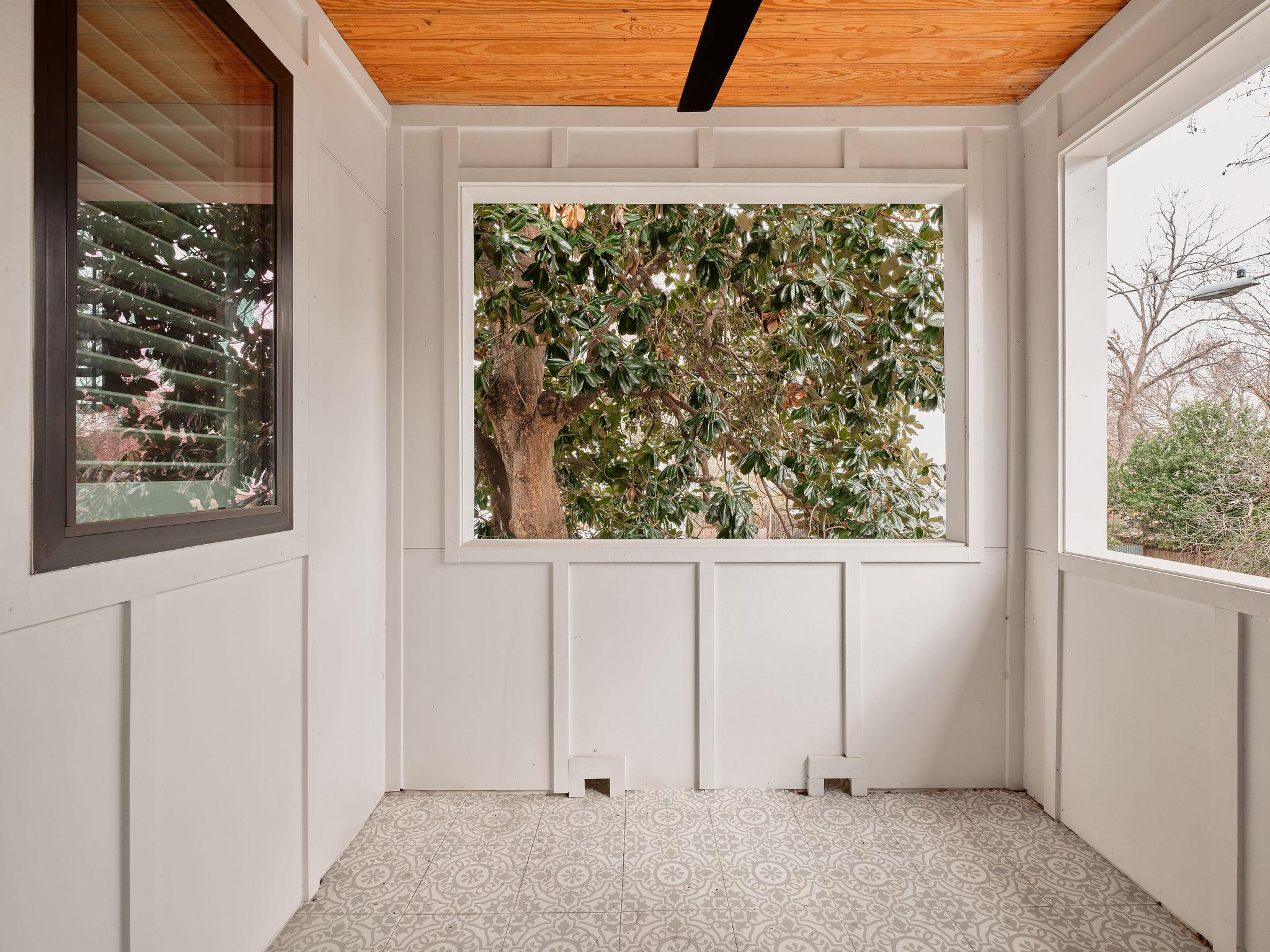 1101 1/2 Fiesta St # 1, Austin, TX 78702