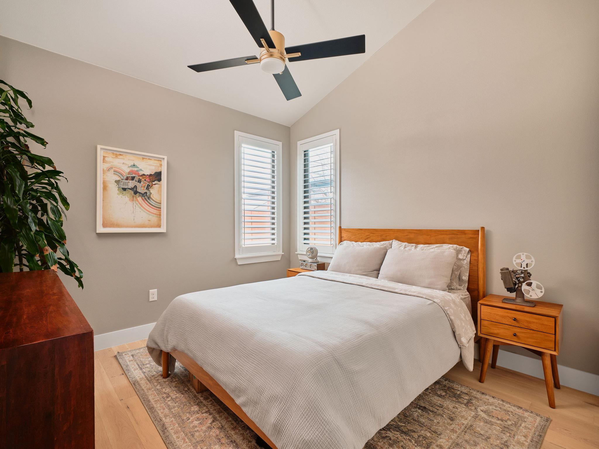 1101 1/2 Fiesta St # 1, Austin, TX 78702