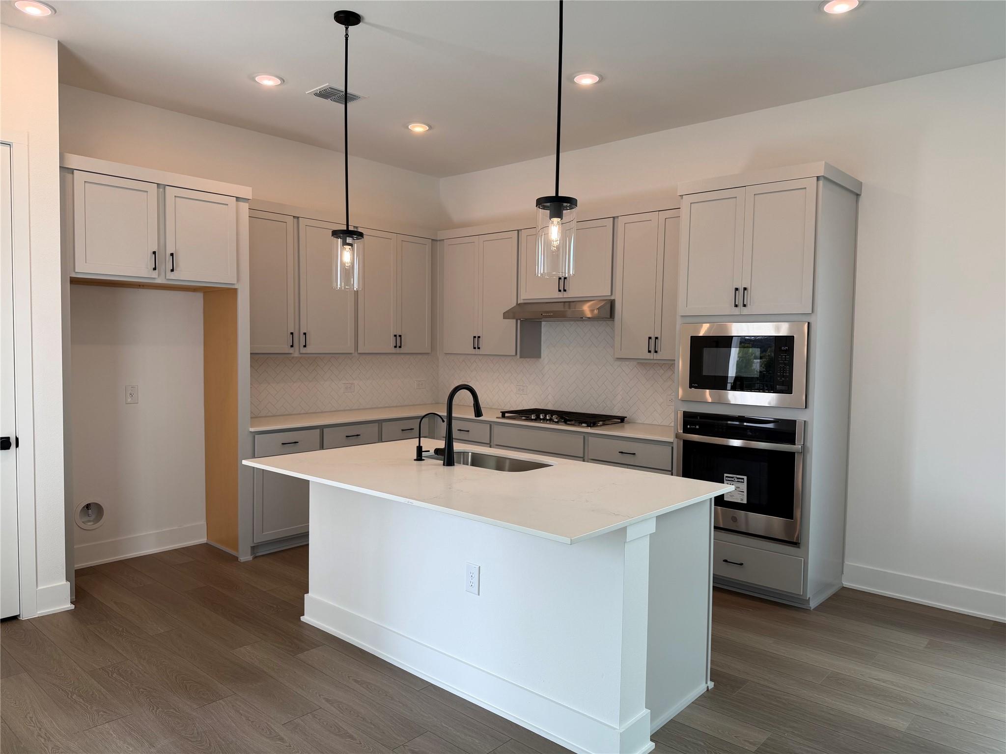 1303 Rambling Rose Rd, Austin, TX 78745