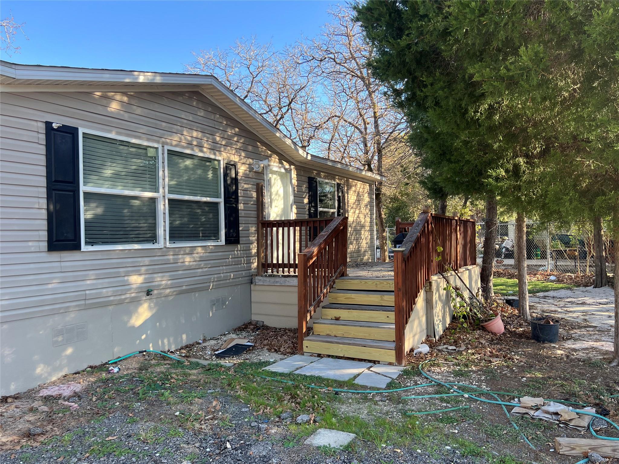 119 Camino De Agua, Elgin, TX 78621