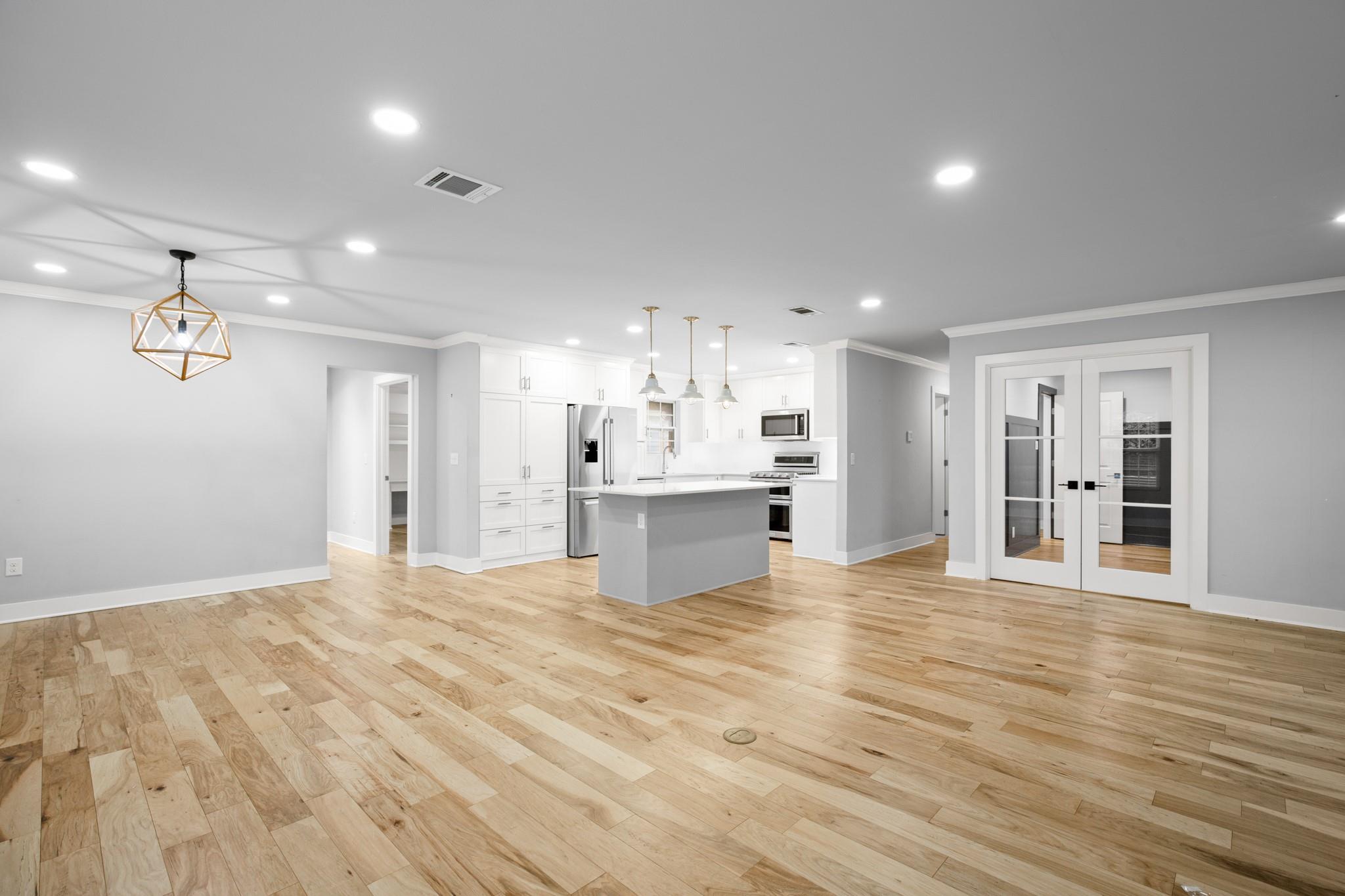 3307 Garden Villa Ln, Austin, TX 78704