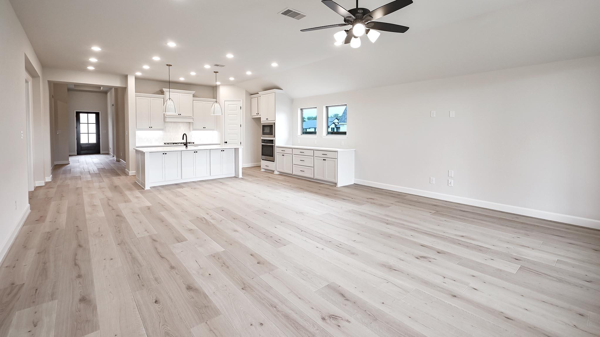 308 Foxfire Cv, Lockhart, TX 78644