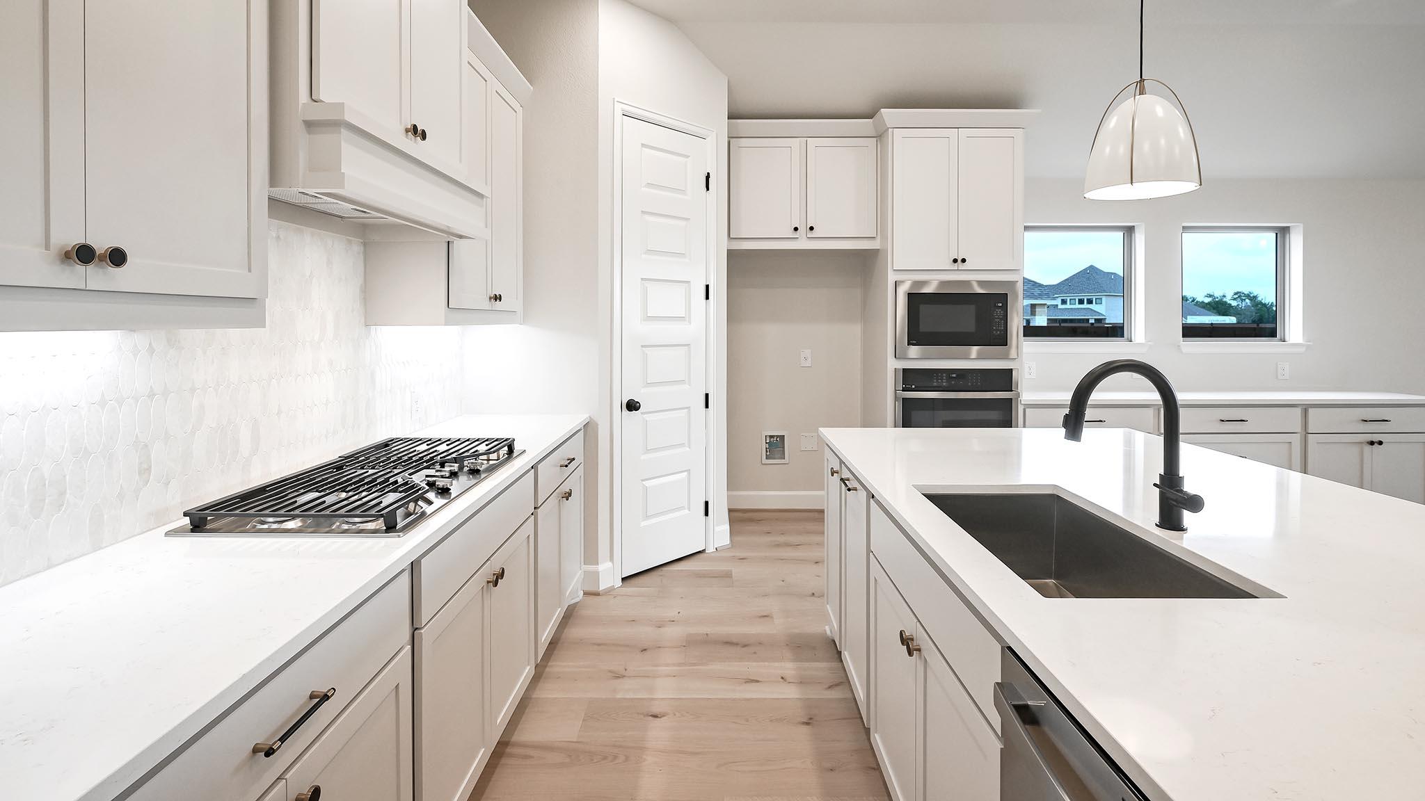 308 Foxfire Cv, Lockhart, TX 78644