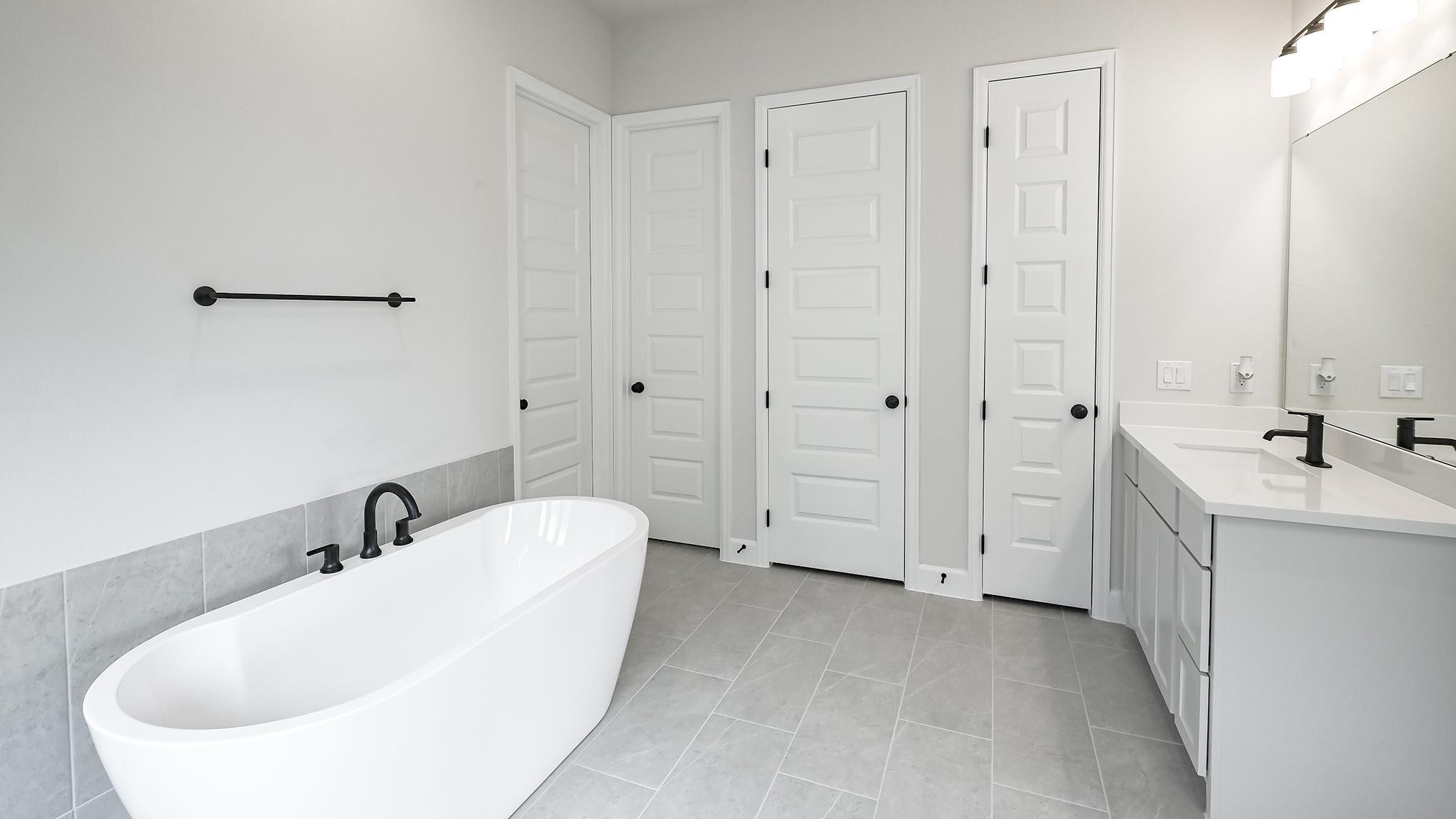 308 Foxfire Cv, Lockhart, TX 78644