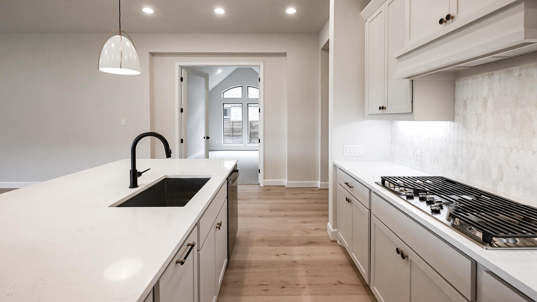 308 Foxfire Cv, Lockhart, TX 78644