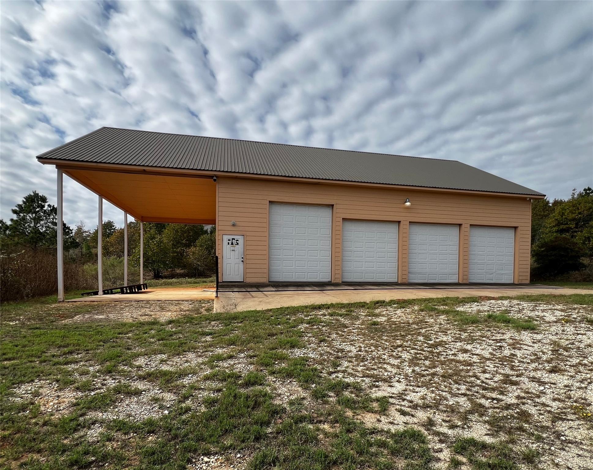 152 Pine Tree Loop # B, Bastrop, TX 78602
