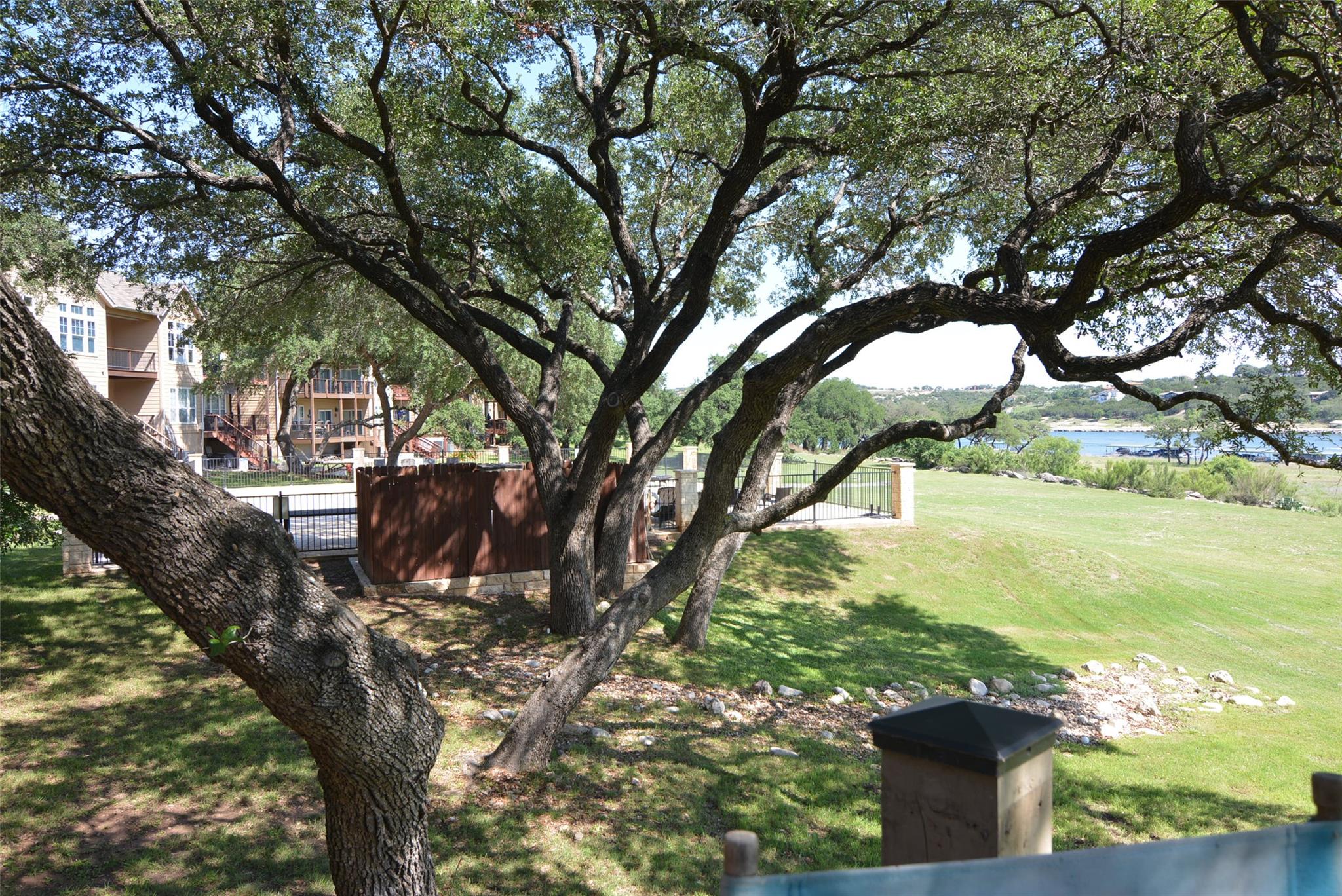 20975 Waterside Dr # 35, Lago Vista, TX 78645