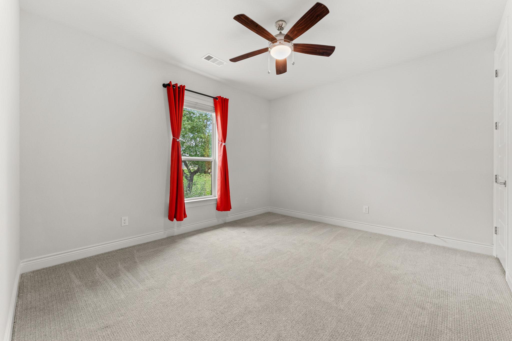 705 Spicewood Trails Dr, Spicewood, TX 78669