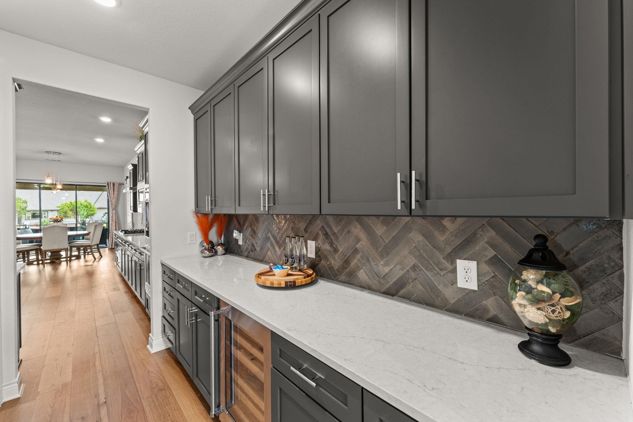 705 Spicewood Trails Dr, Spicewood, TX 78669