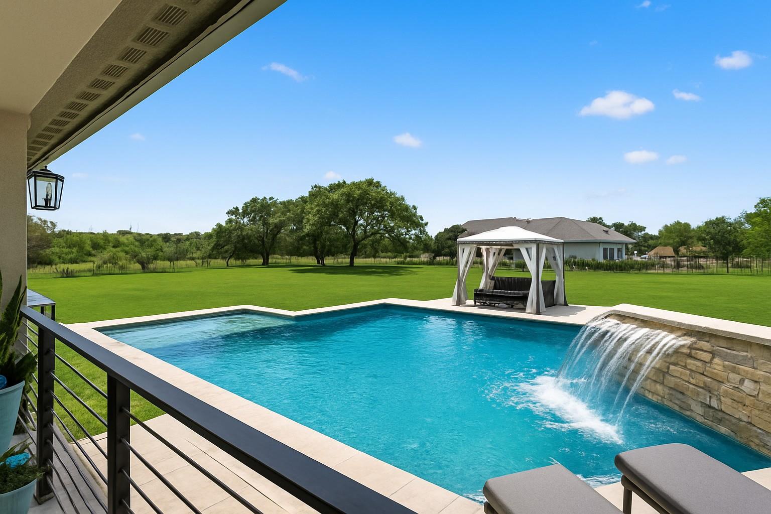 705 Spicewood Trails Dr, Spicewood, TX 78669