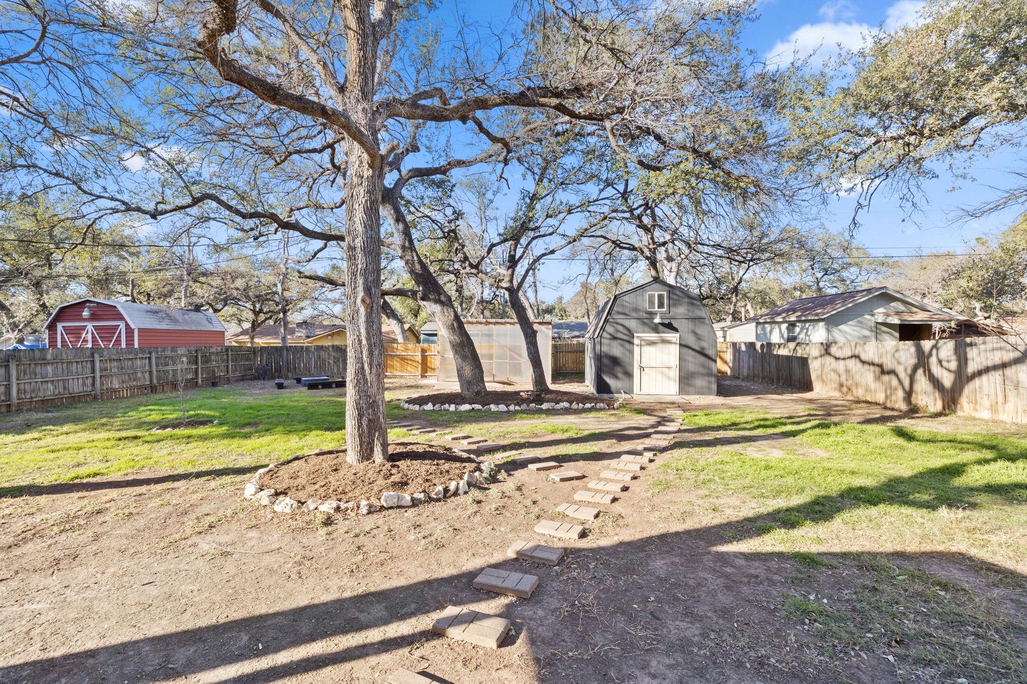 9420 Shady Oaks Dr, Austin, TX 78729