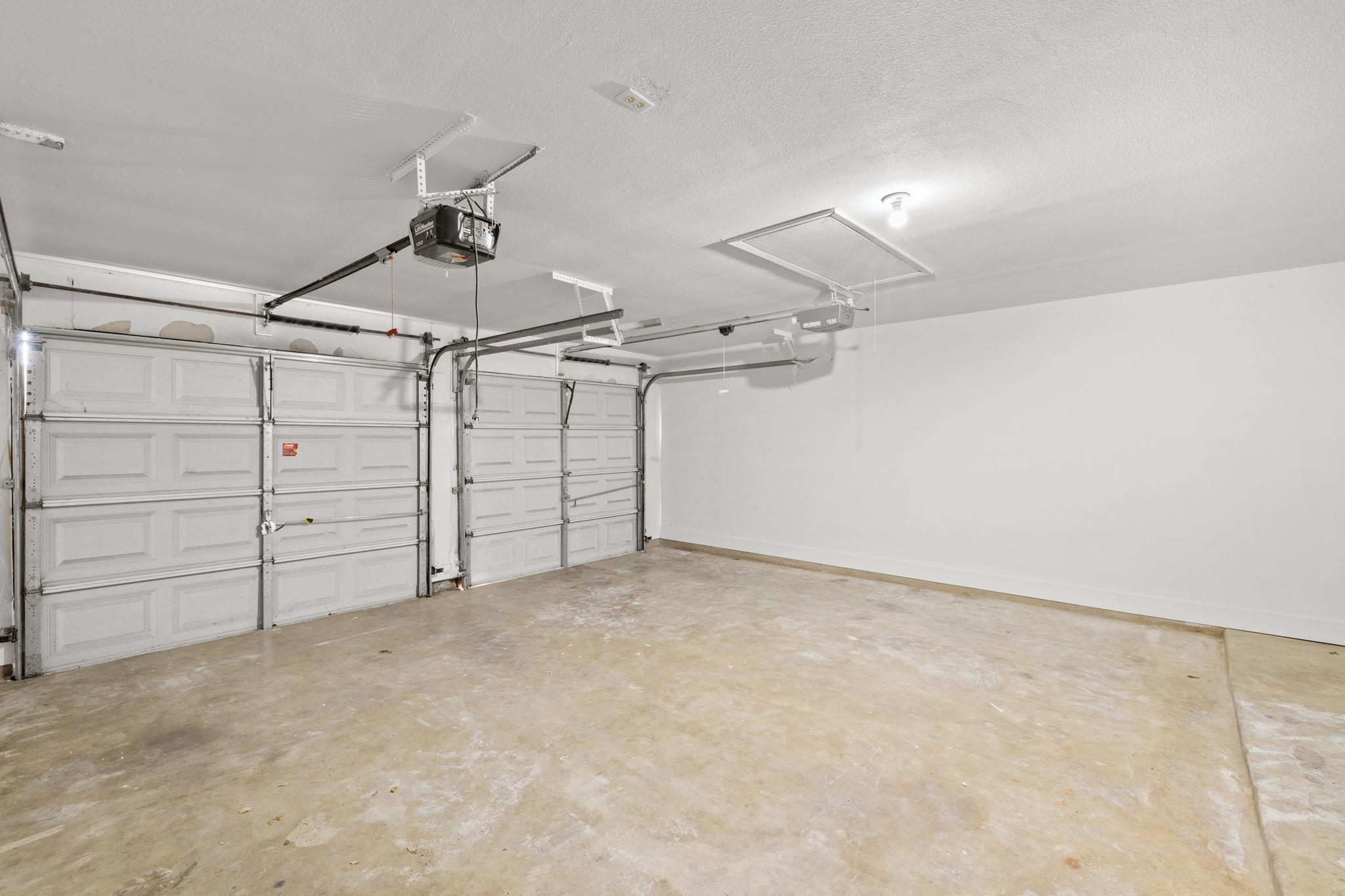 9420 Shady Oaks Dr, Austin, TX 78729