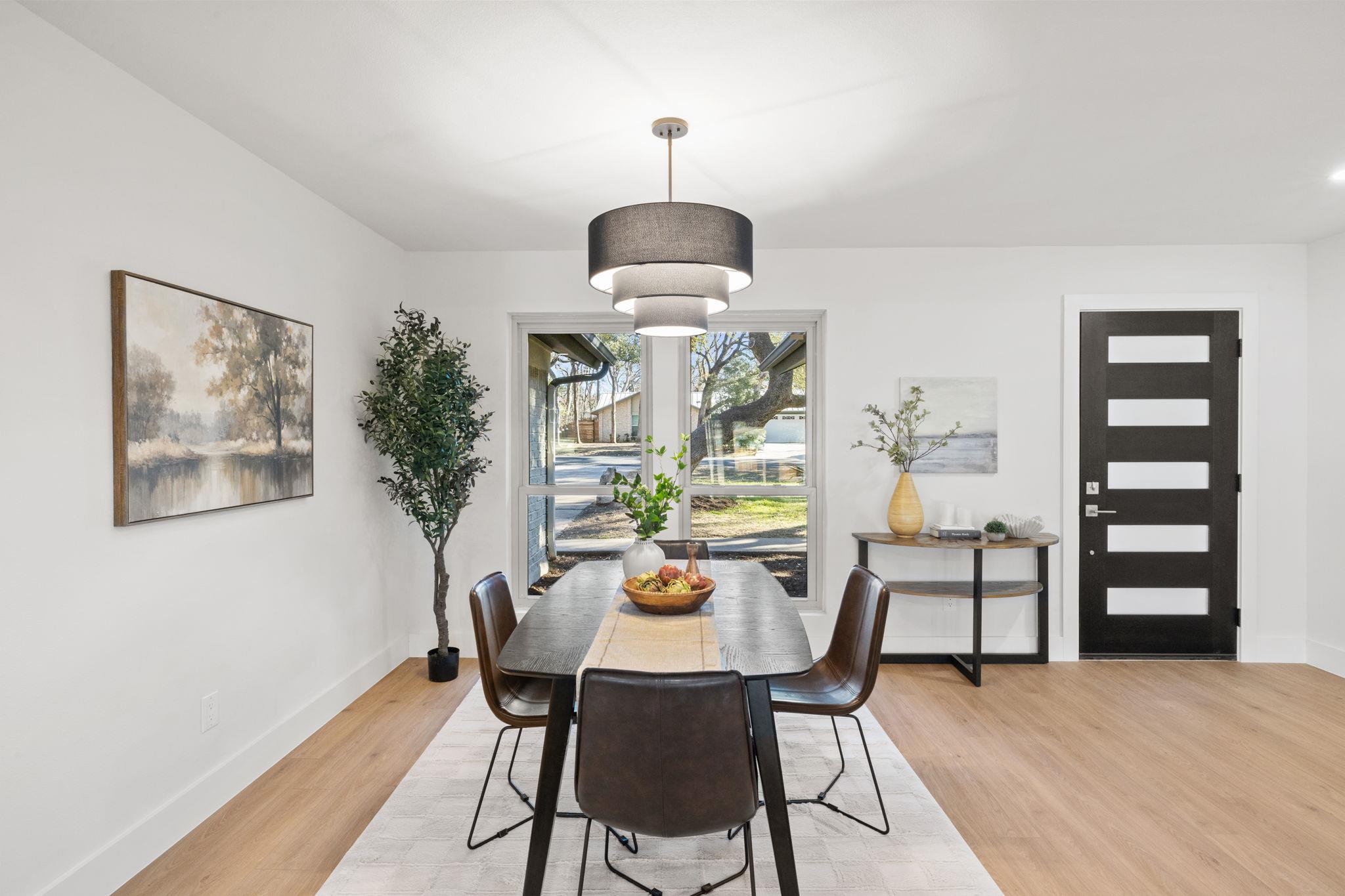 9420 Shady Oaks Dr, Austin, TX 78729