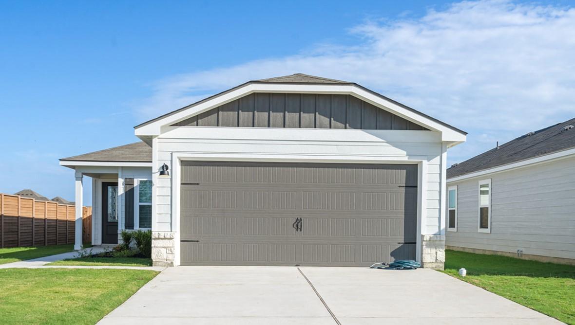 116 Paria Ct, Jarrell, TX 76537