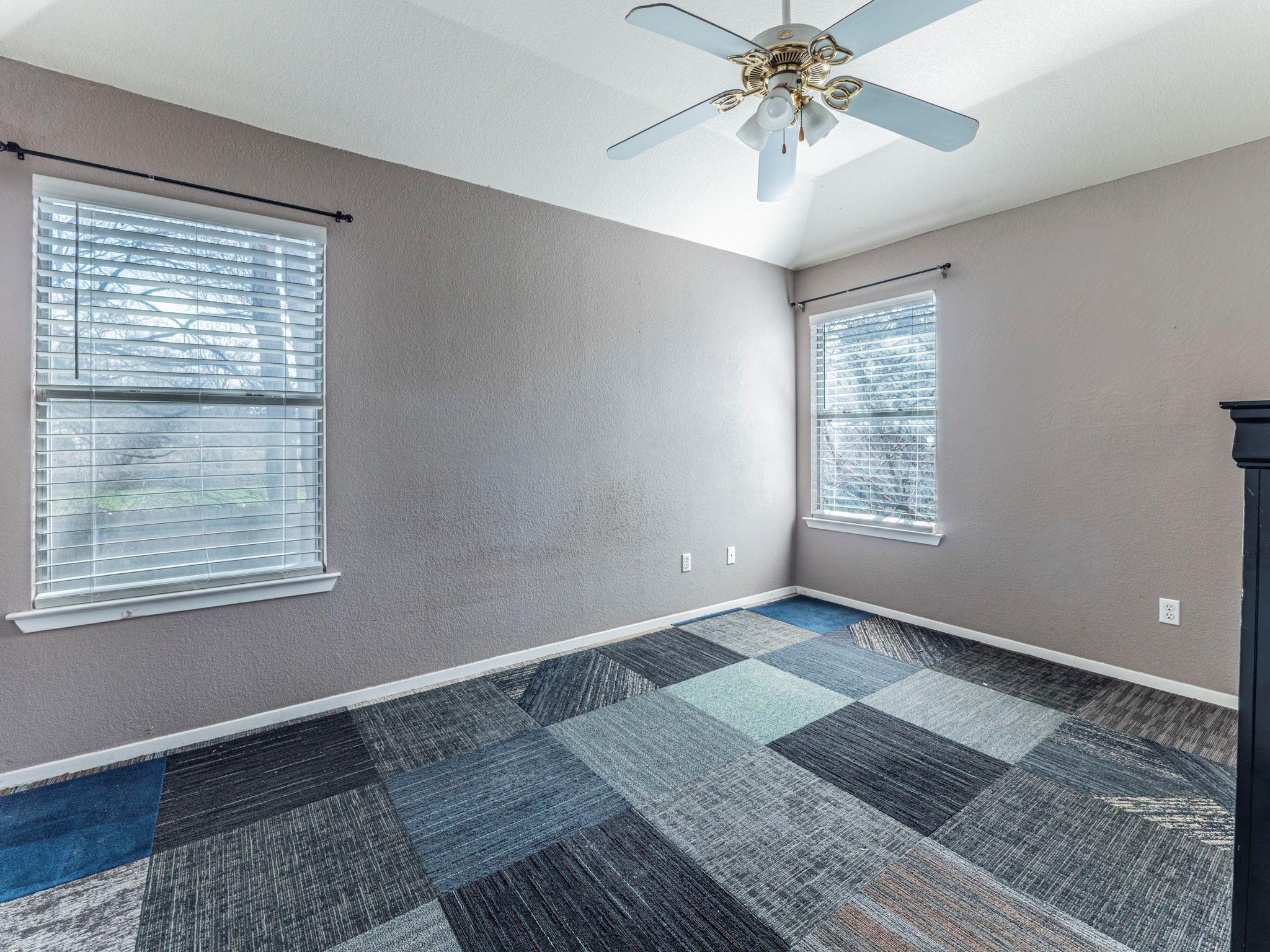 909 W Rundberg Ln, Austin, TX 78758