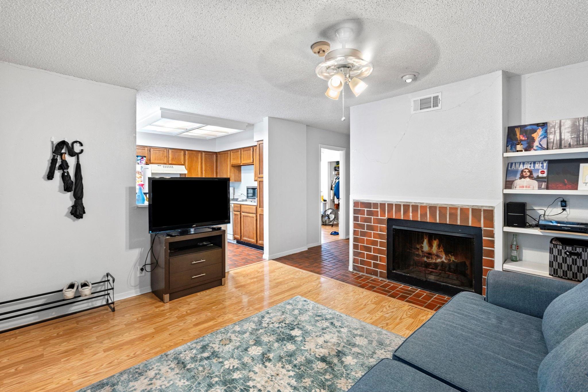 2110 Rio Grande St # 207, Austin, TX 78705