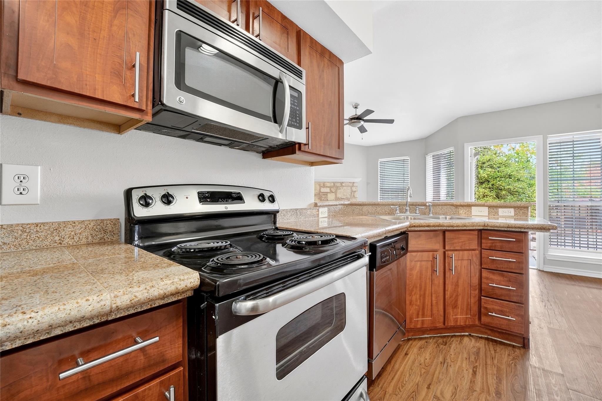 6804 N Capital Of TX #621 # 621, Austin, TX 78731