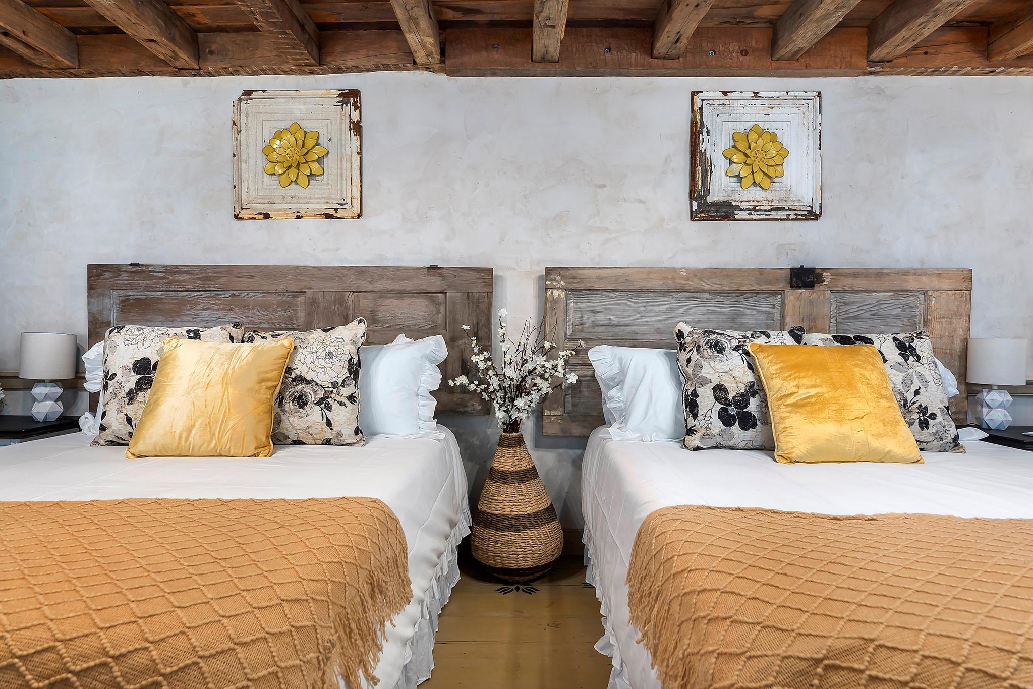 104 Austin St # B, Fredericksburg, TX 78624