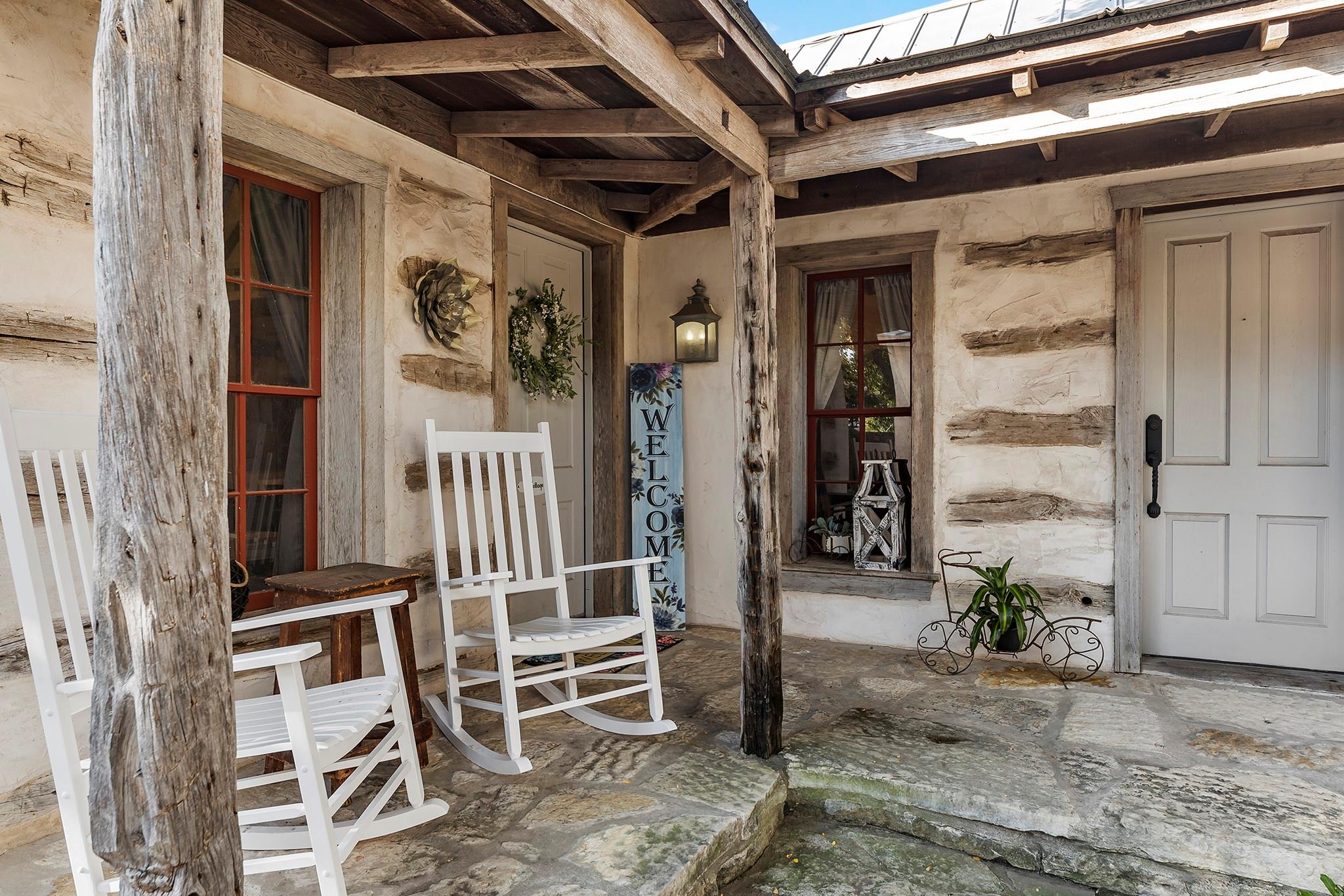 104 Austin St # B, Fredericksburg, TX 78624