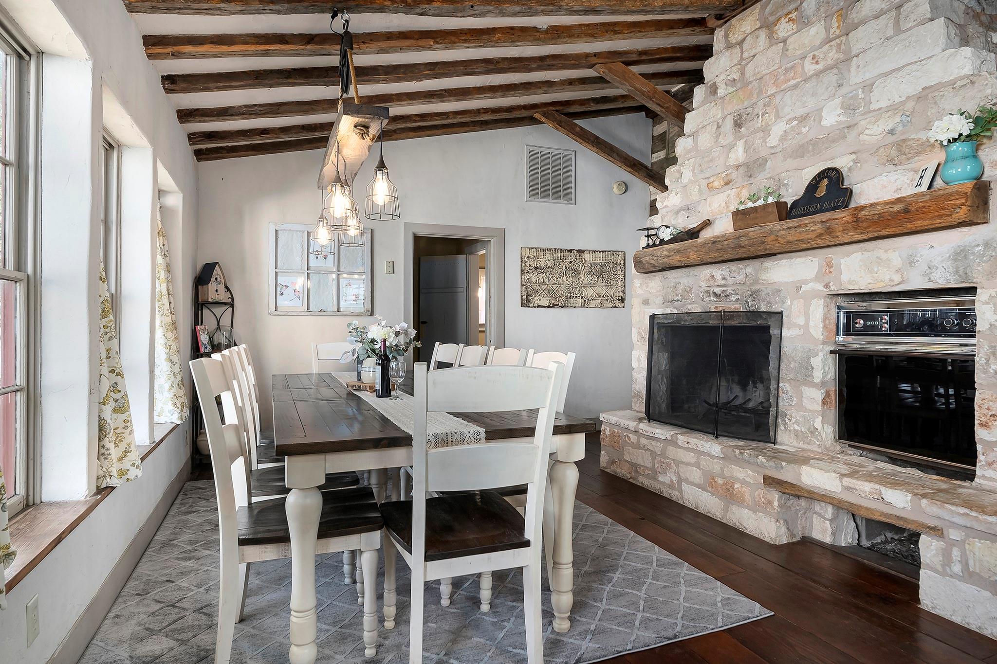 104 Austin St # B, Fredericksburg, TX 78624