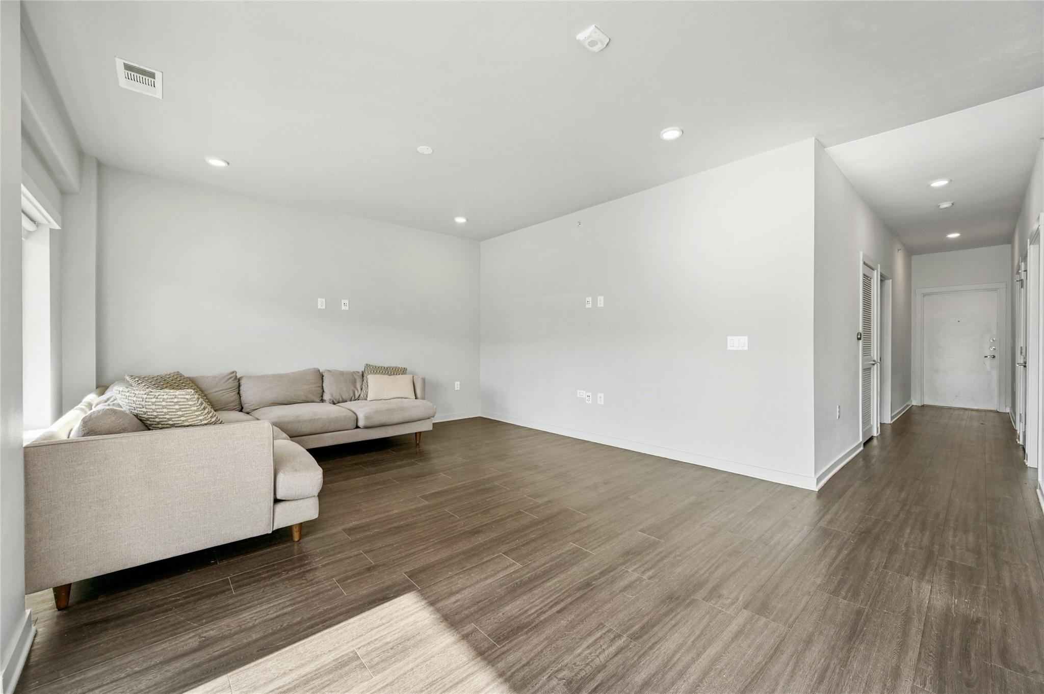 4361 S Congress Ave # 129, Austin, TX 78745