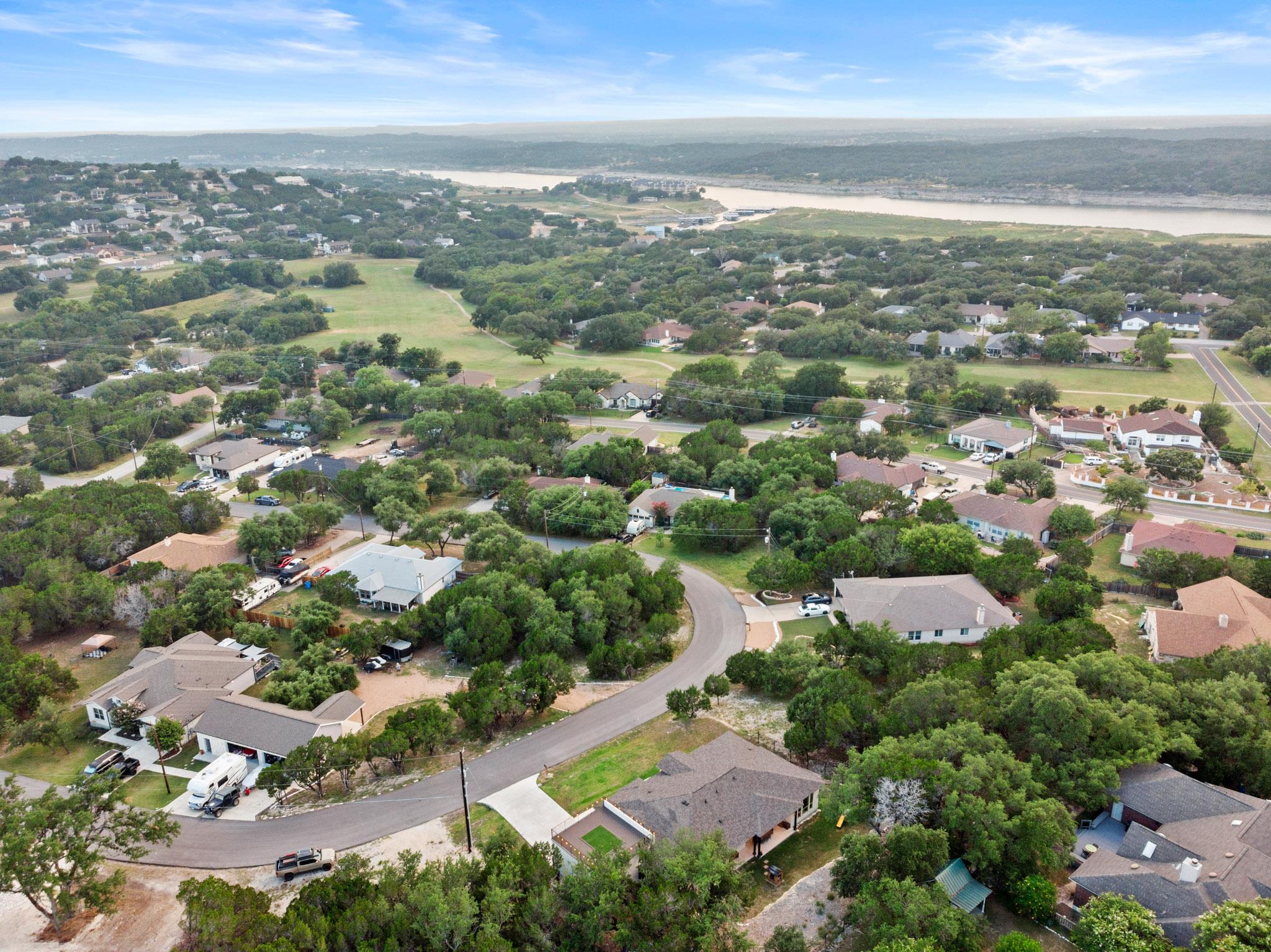 4216 Hillside Dr, Lago Vista, TX 78645