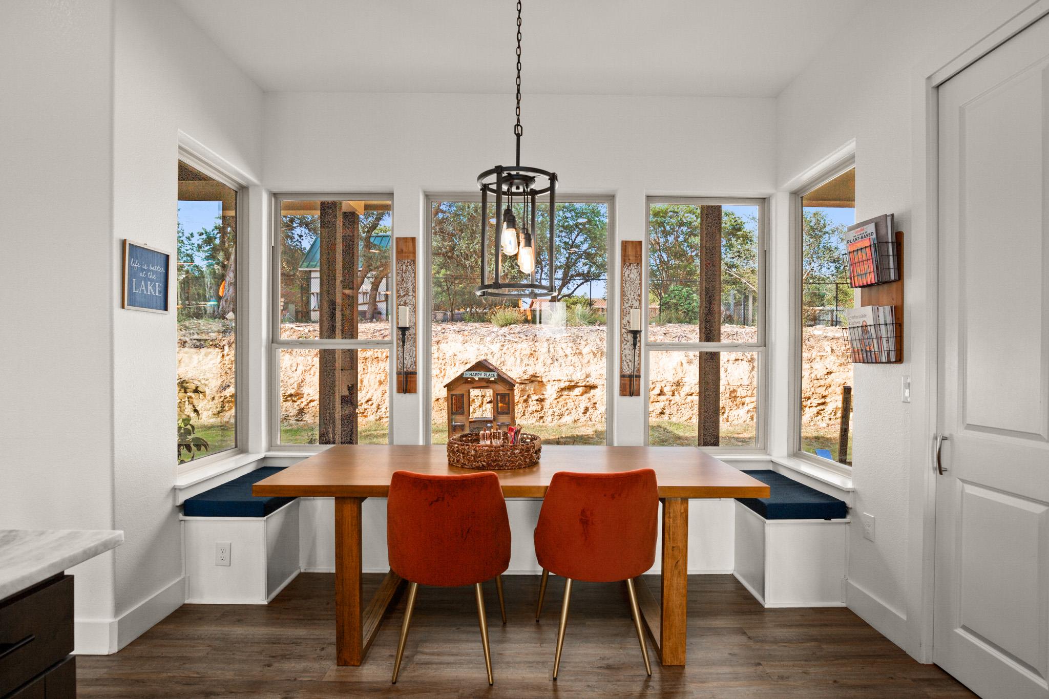 4216 Hillside Dr, Lago Vista, TX 78645