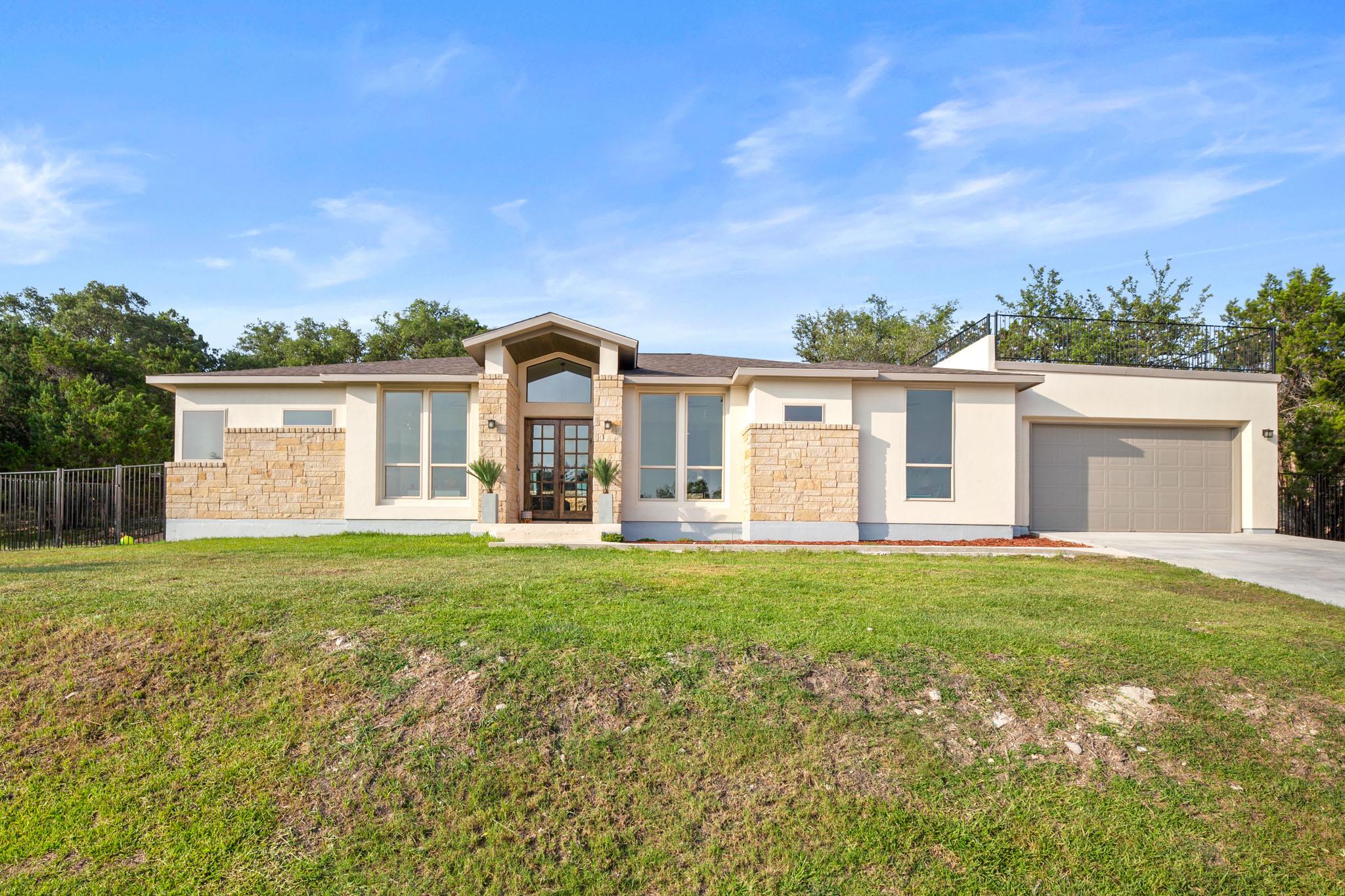 4216 Hillside Dr, Lago Vista, TX 78645